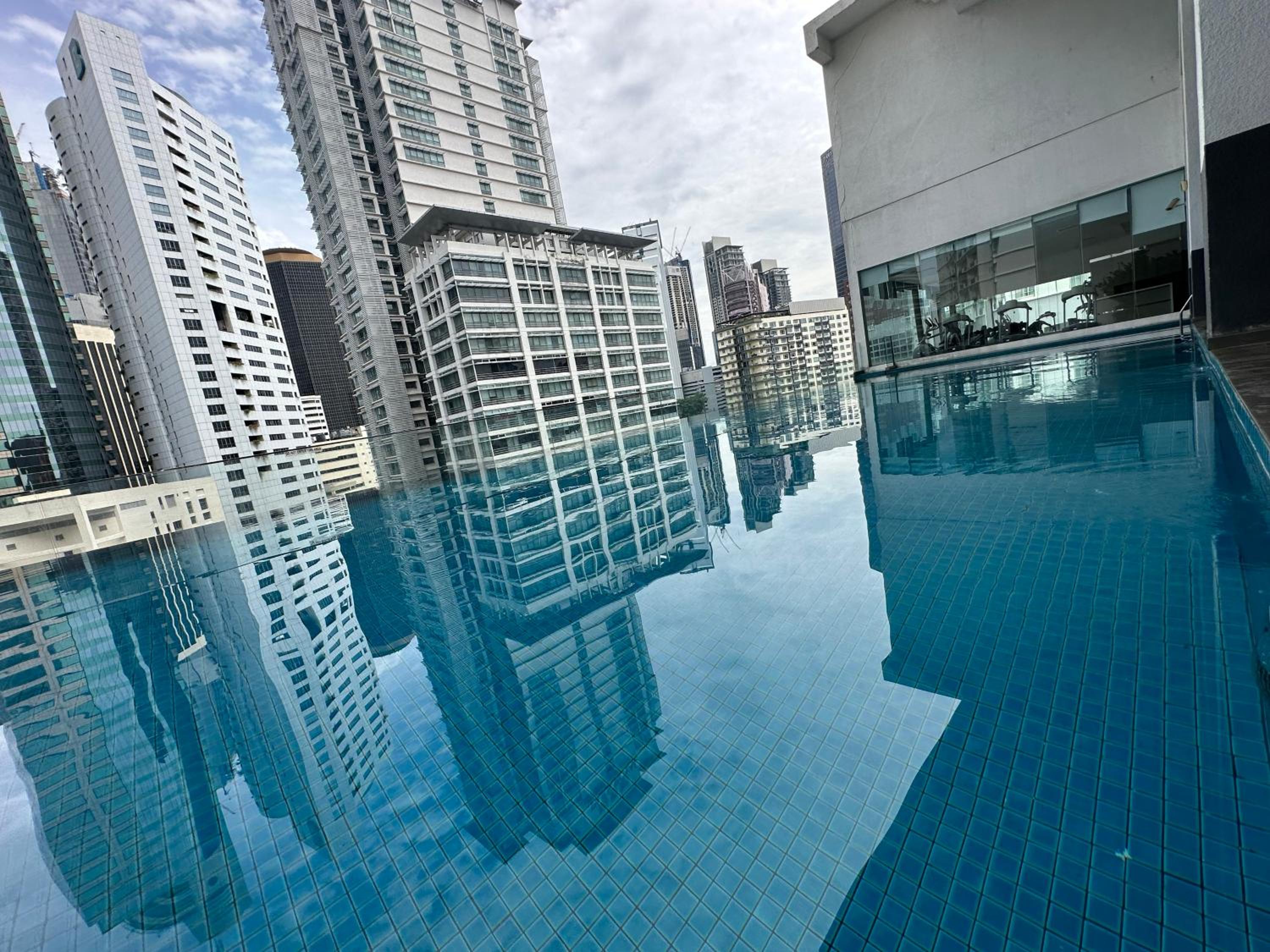 One Bukit Ceylon by Home Suites