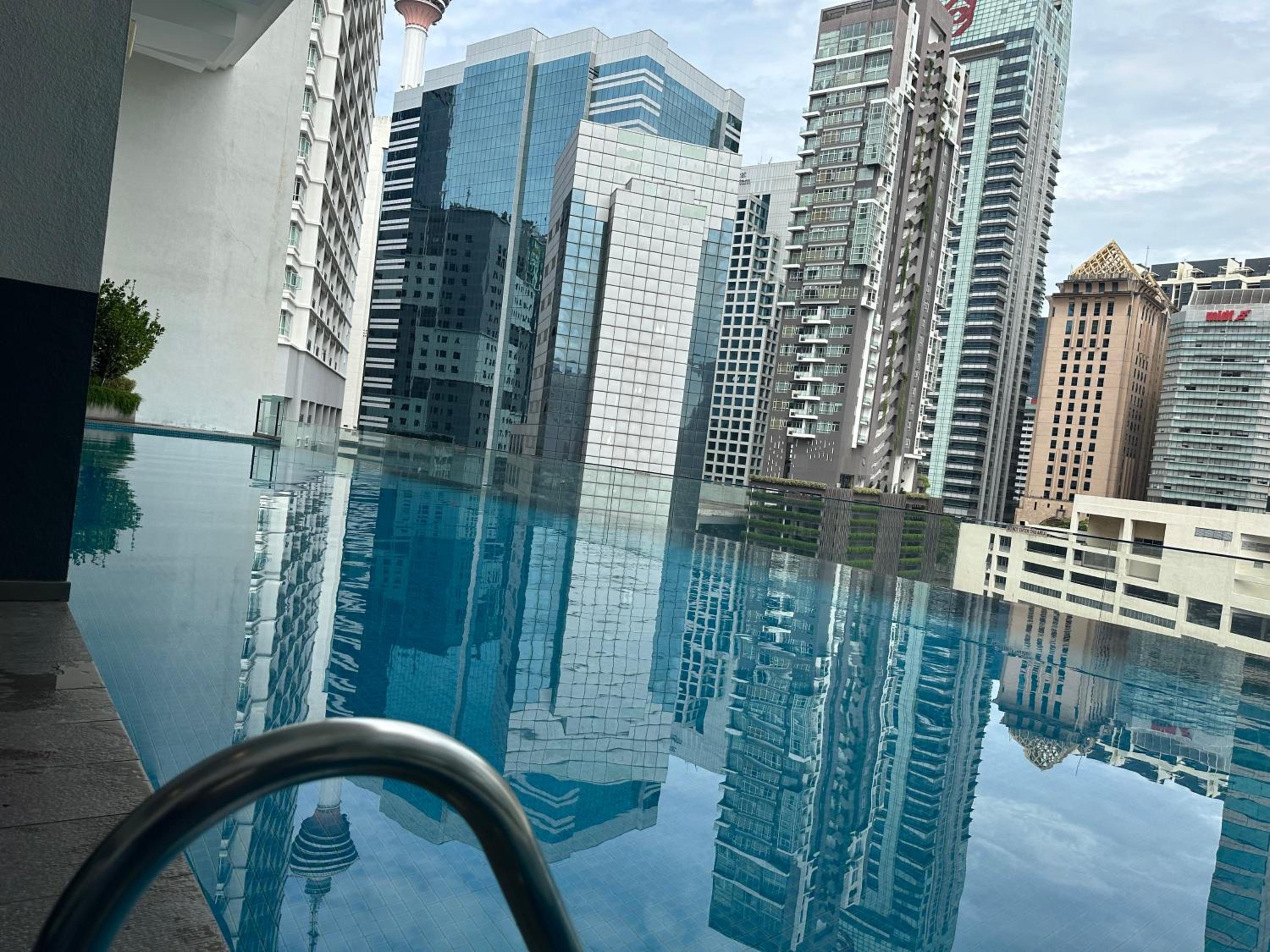 One Bukit Ceylon by Home Suites