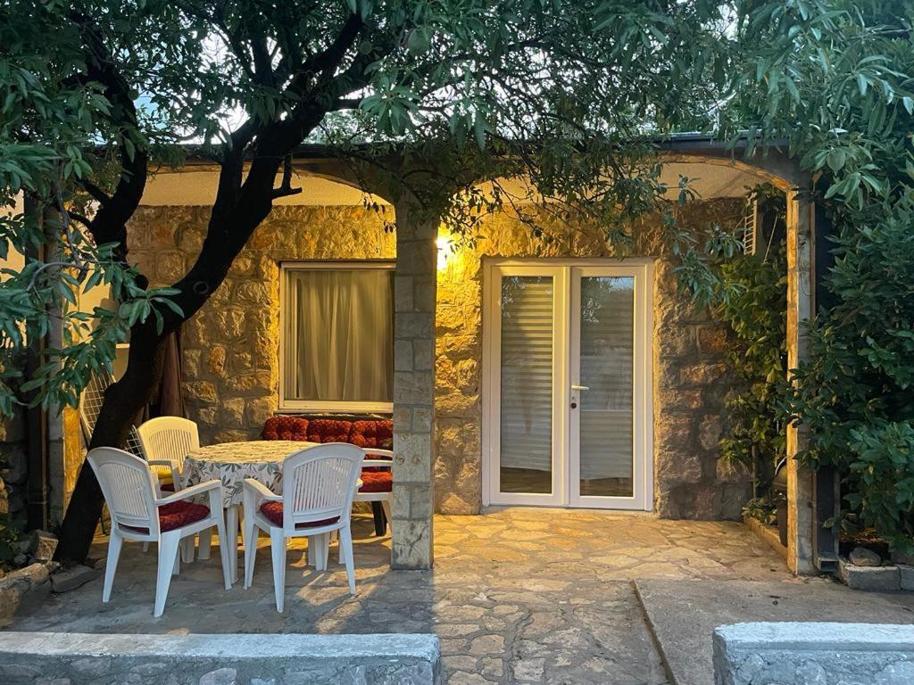 Hotel Apartments Medunić - Image 1