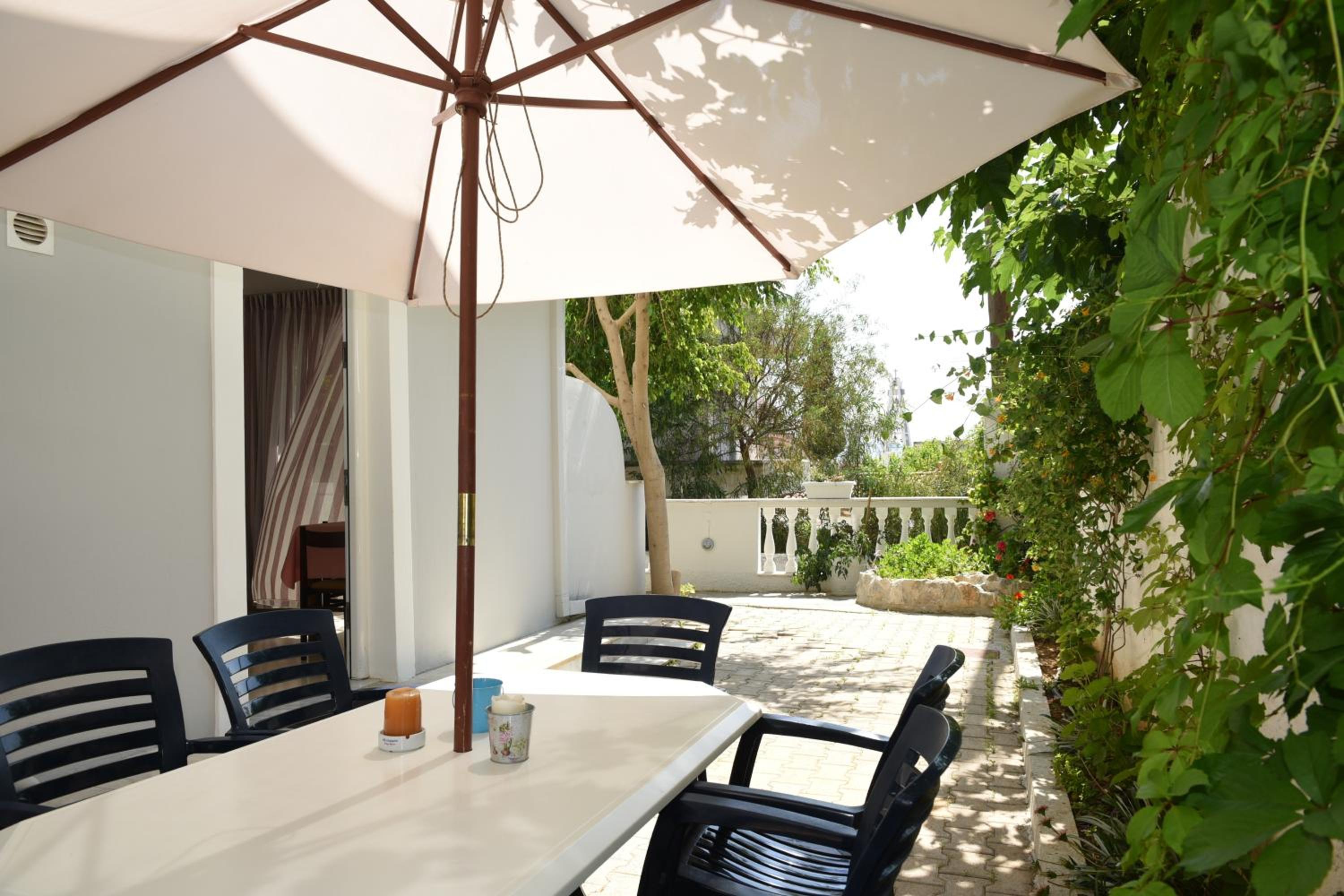 outdoor BBQ area