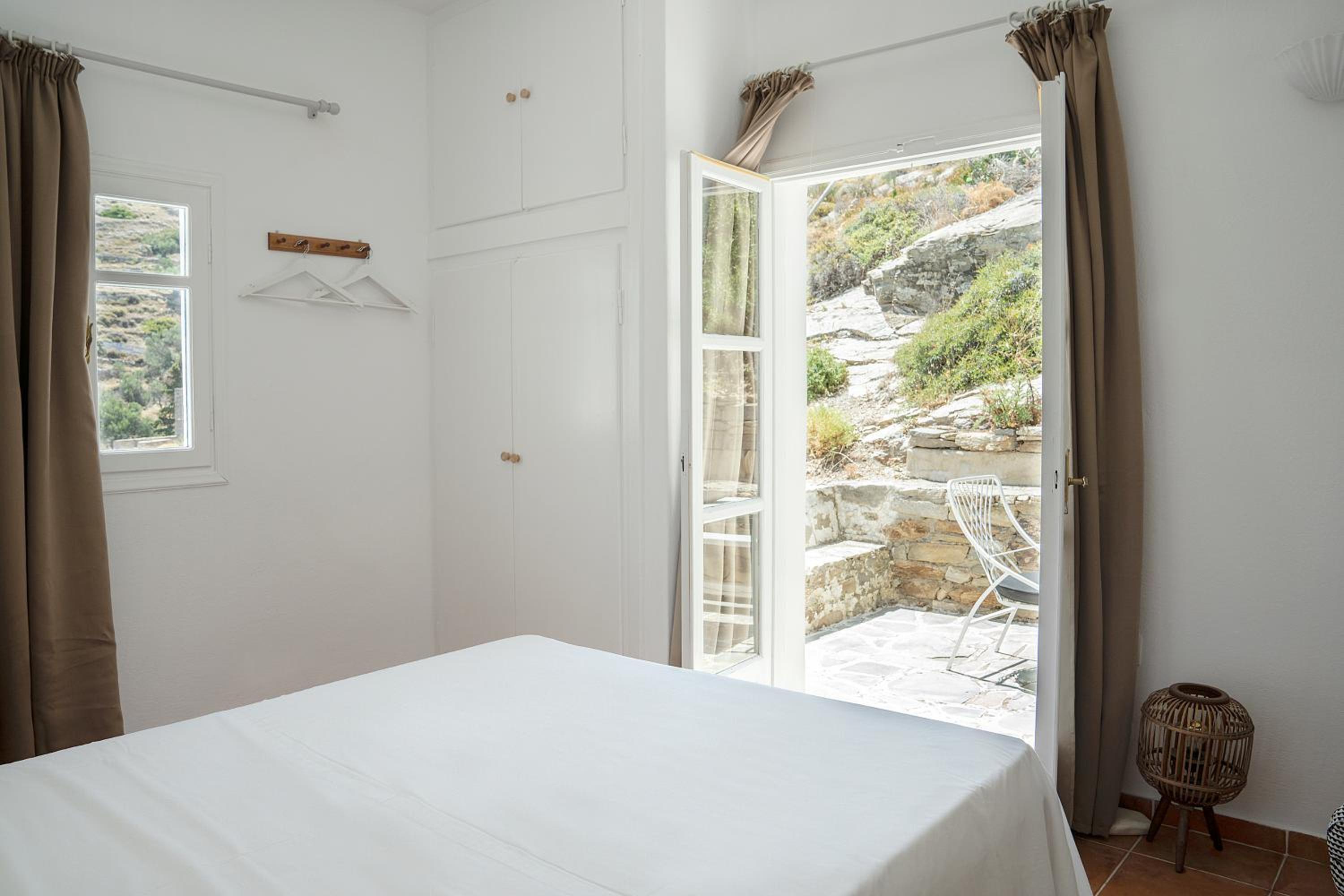 Red Rocks Paros photo 5