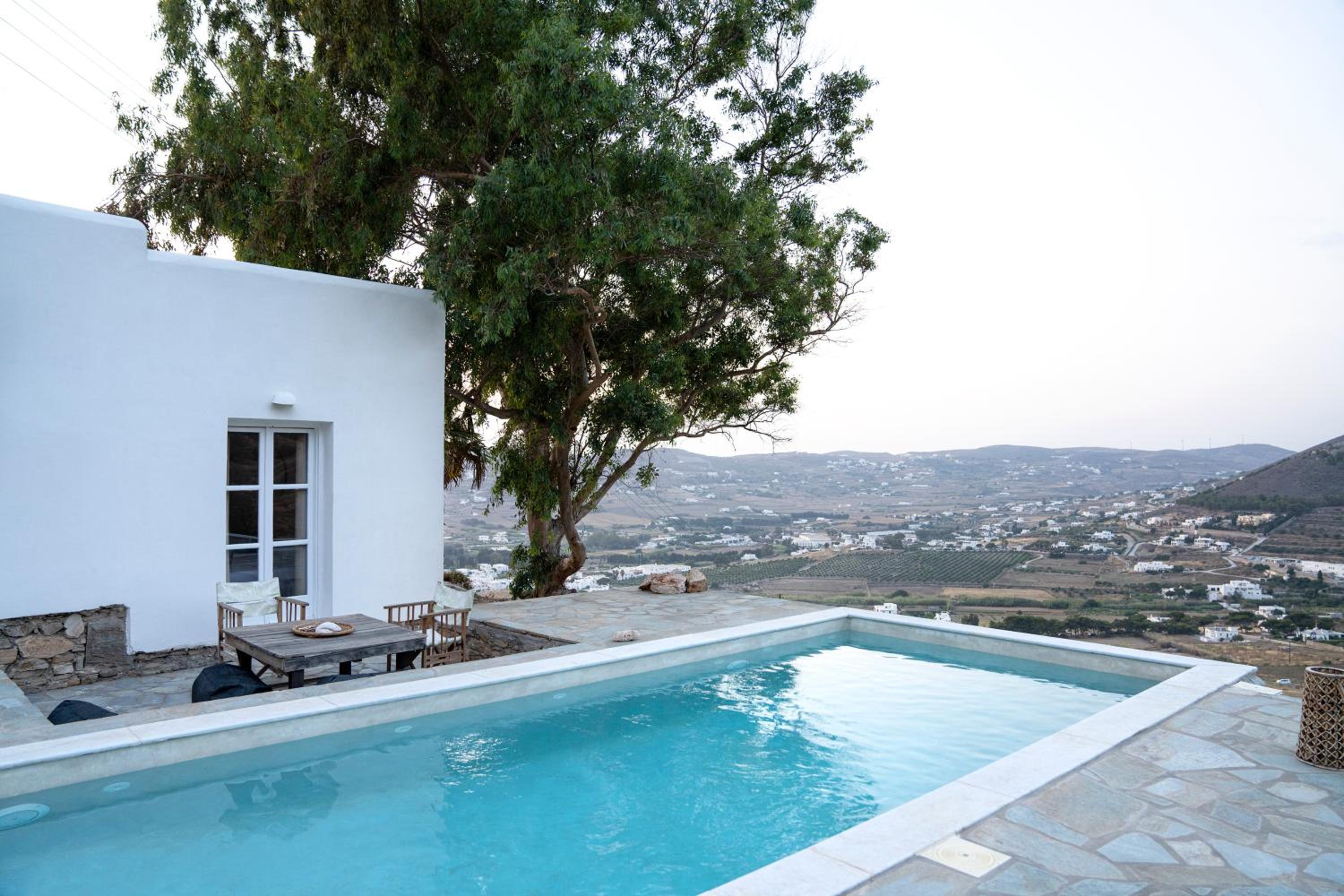 Red Rocks Paros photo 3