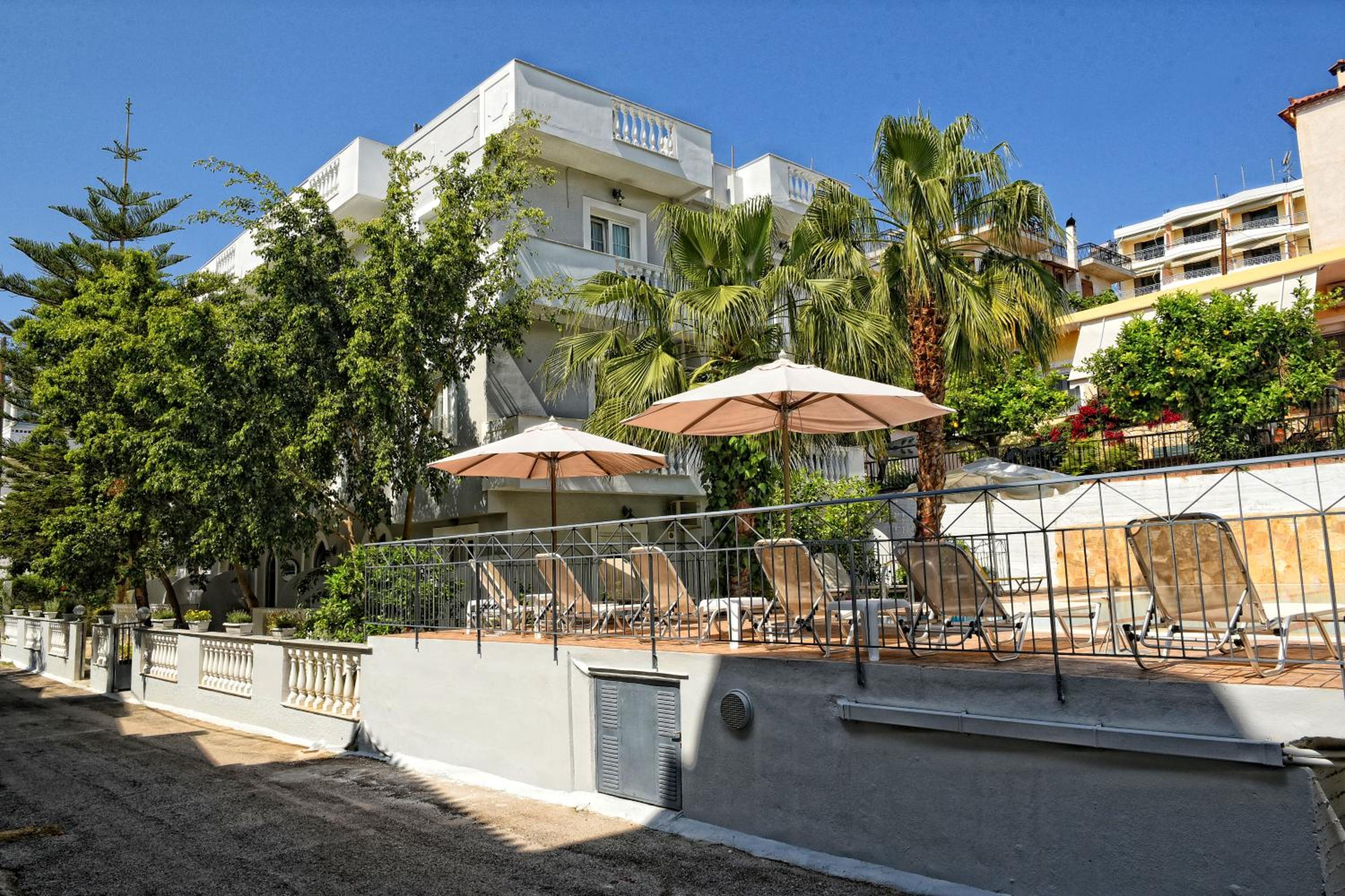 outdoor BBQ area