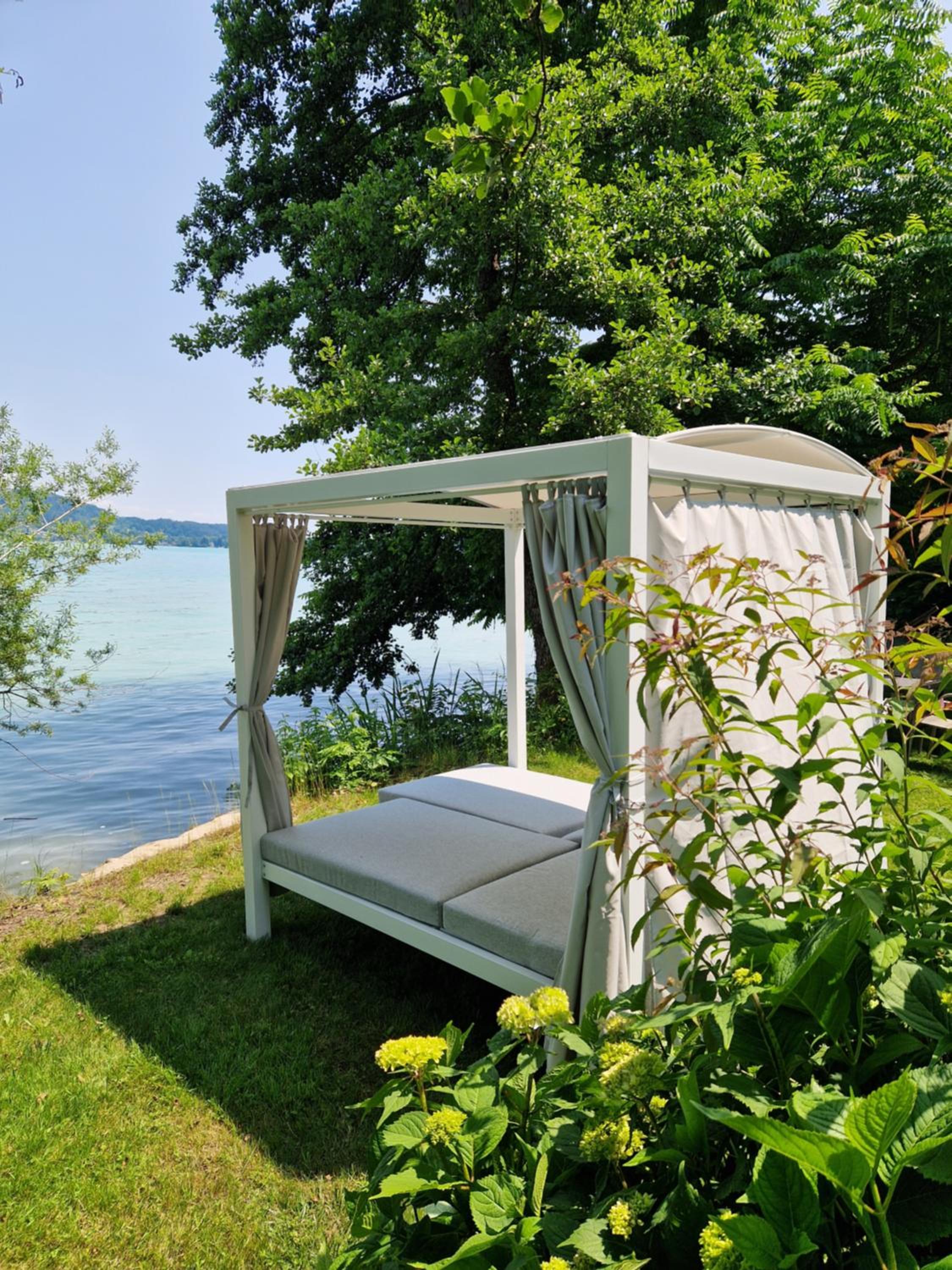 Alte Villa 400m2 Seegrund nur für euch - old villa with 400m2 beach just for you