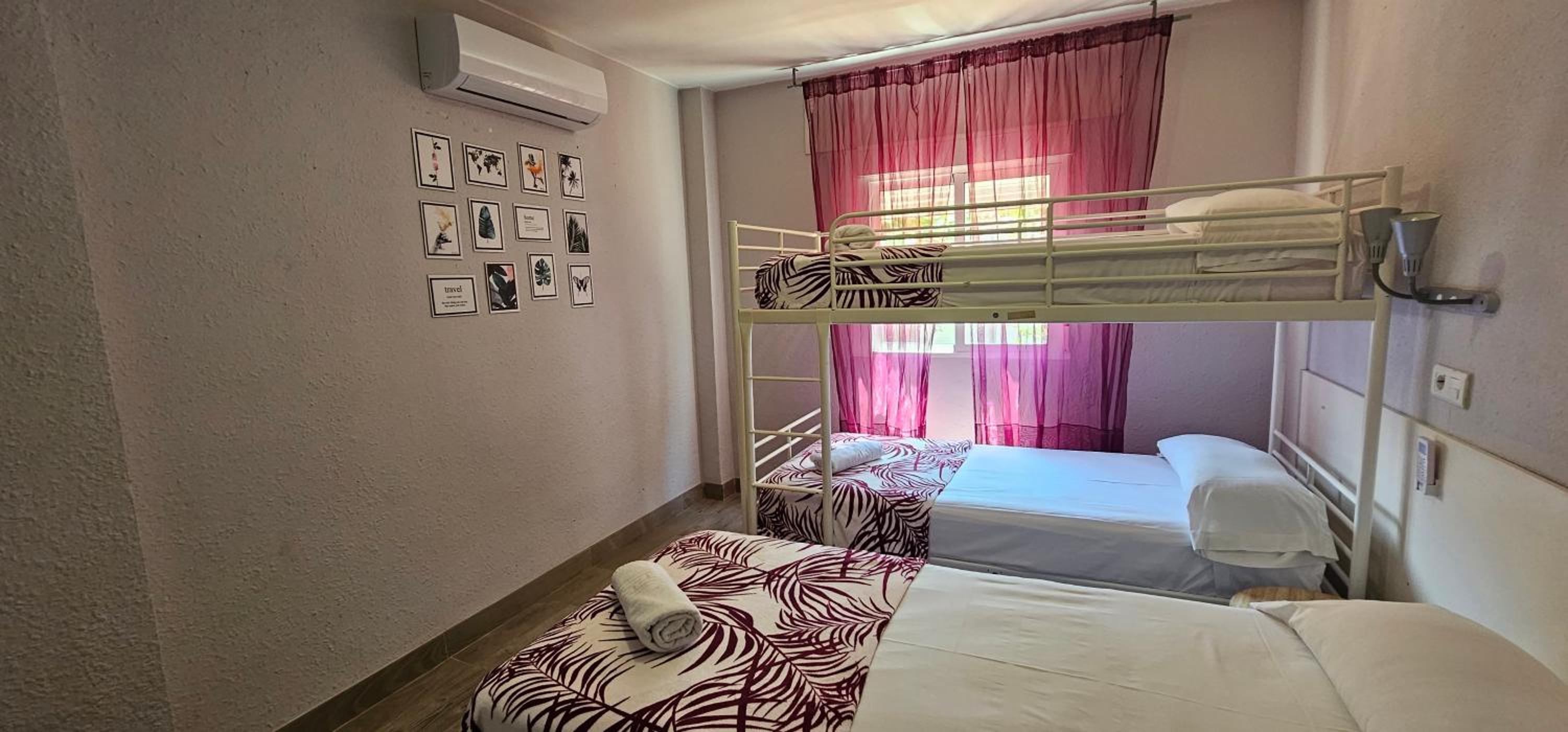 Hostal La Cabaña