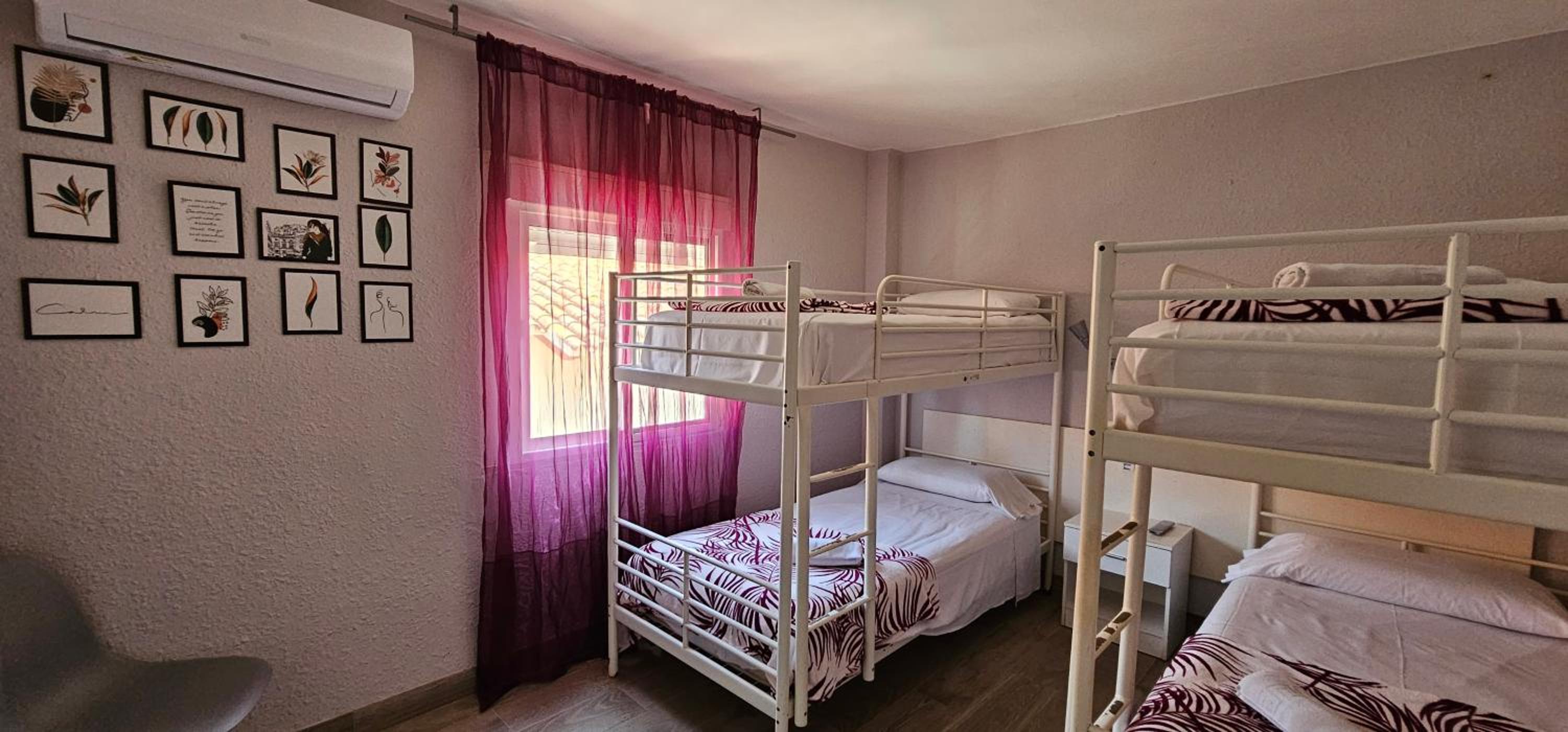 Hostal La Cabaña