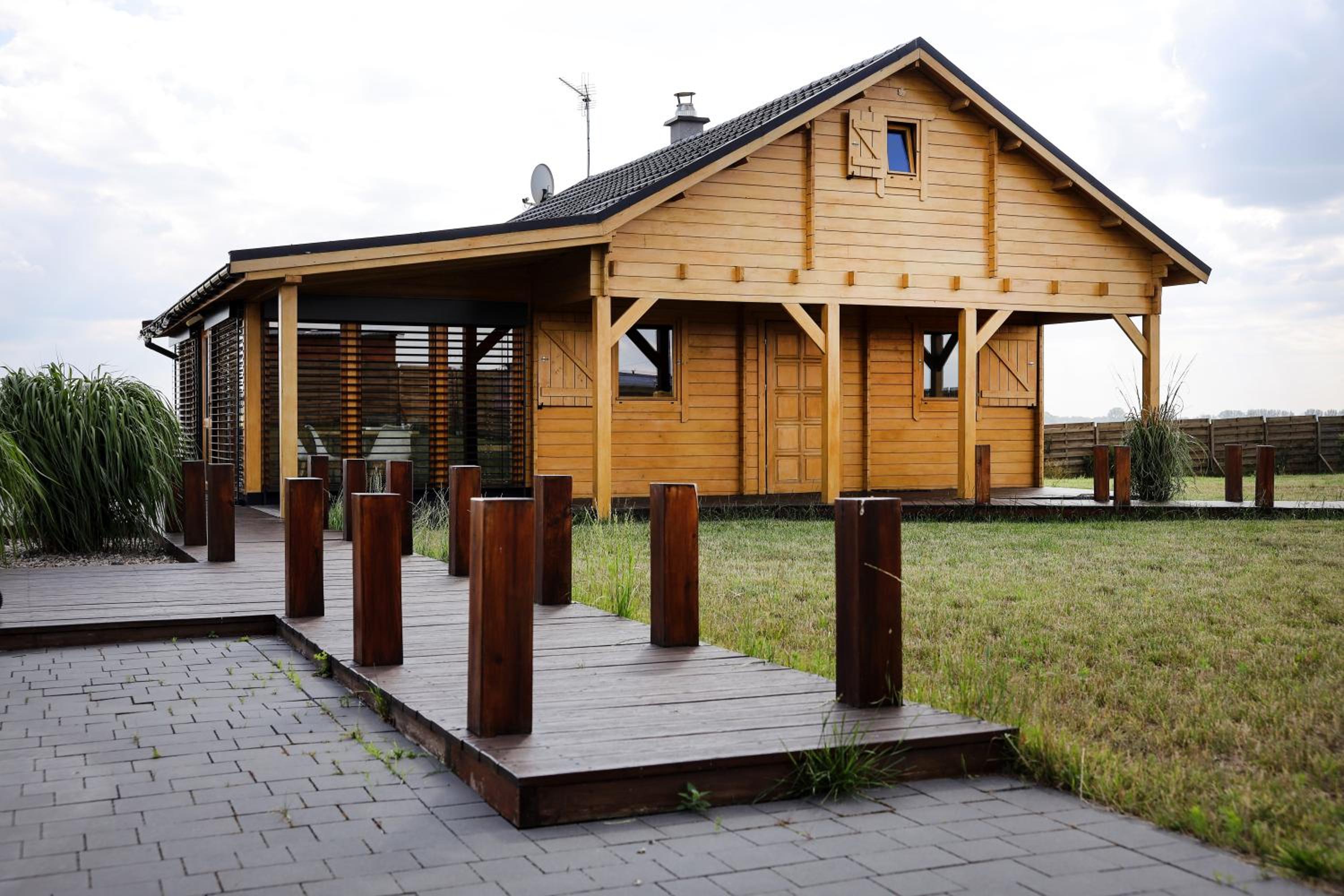 Domek Całoroczny Powidz tel 512-589-997 view 3