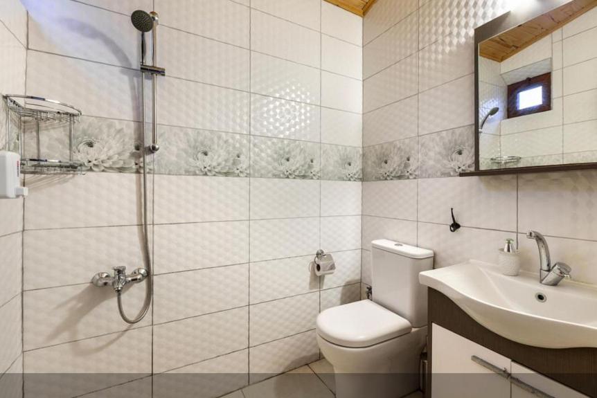 Flora Pansiyon Çıralı - Image 12