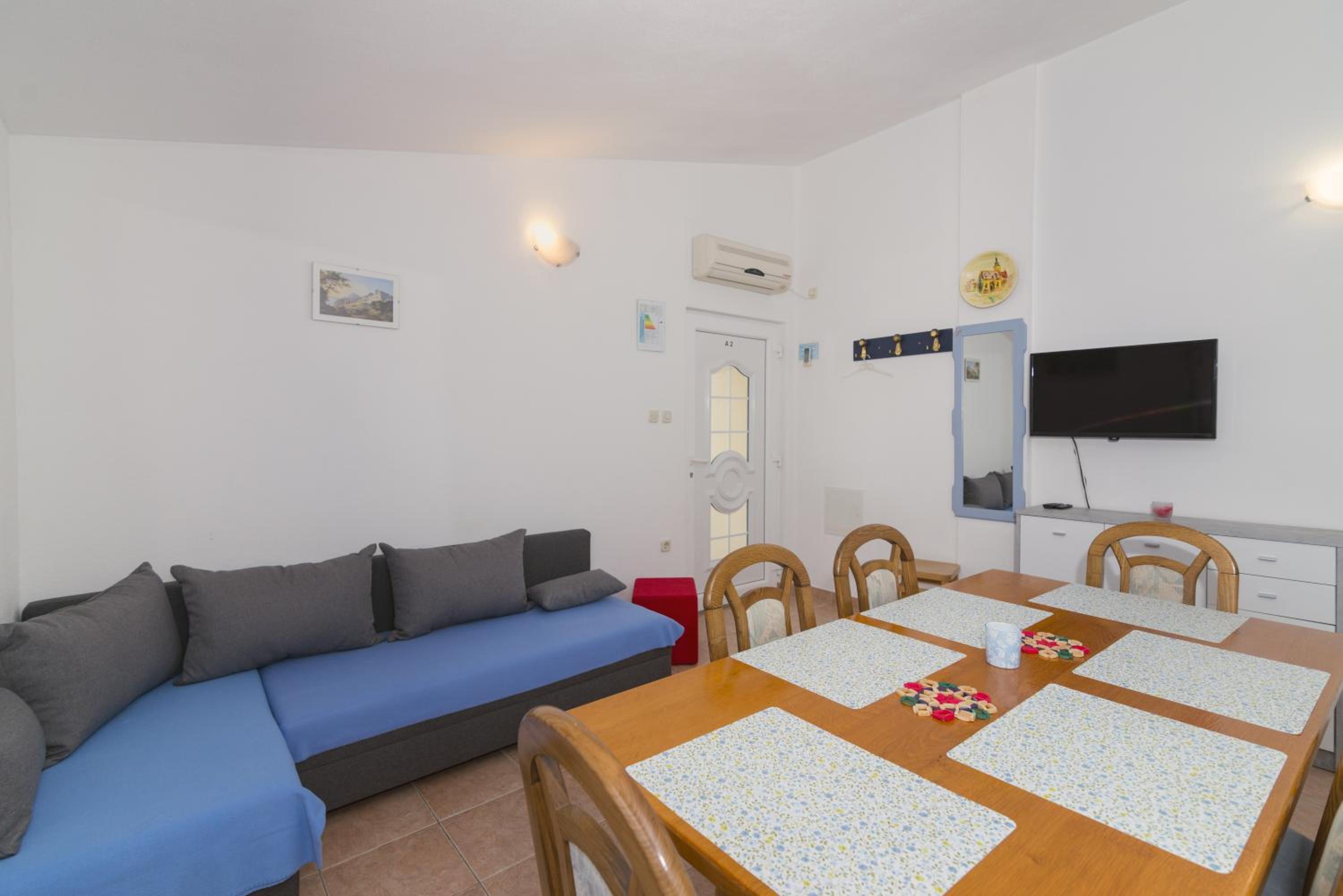 Apartments Besa