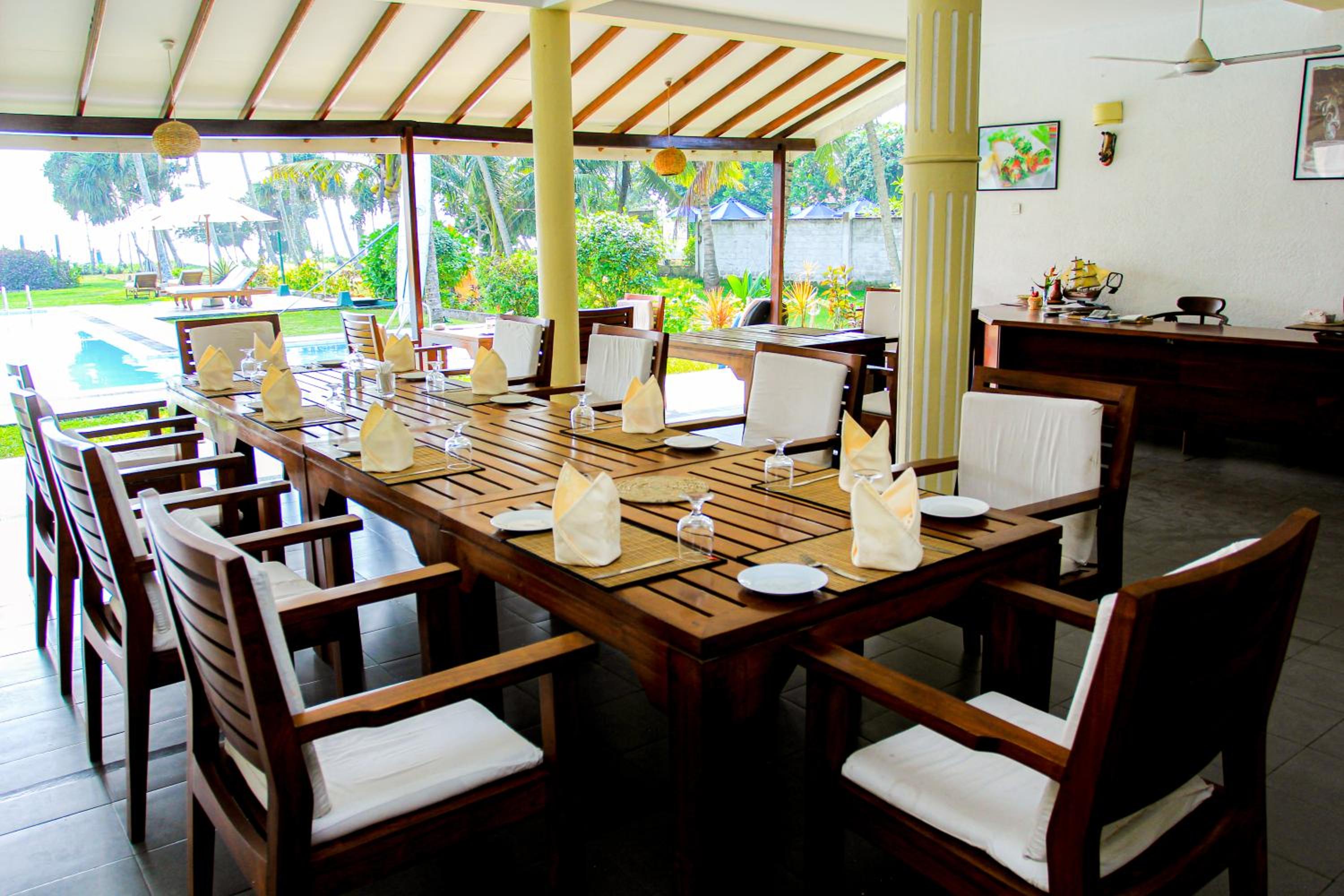 restaurant