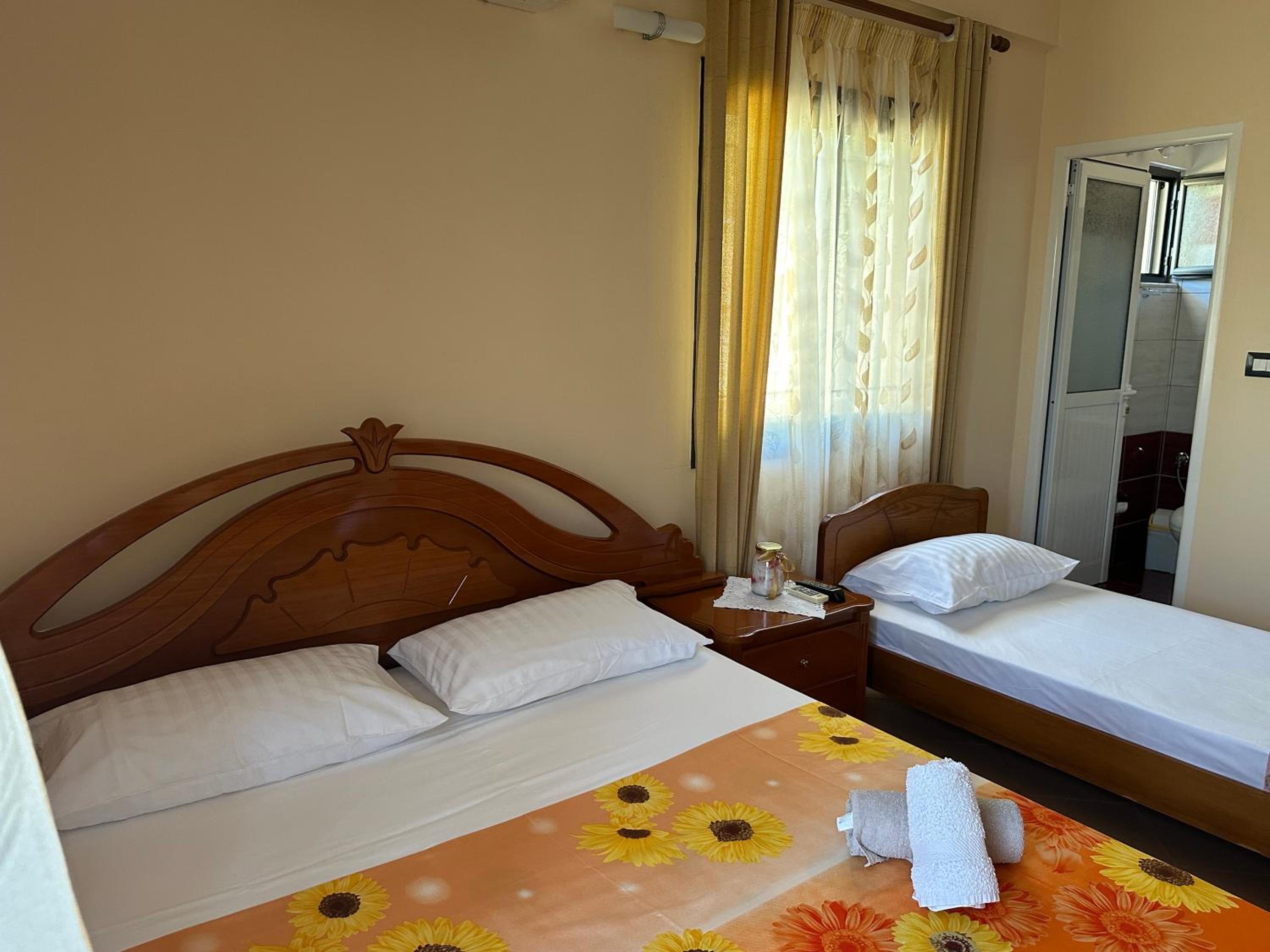 Apartments Meleqi