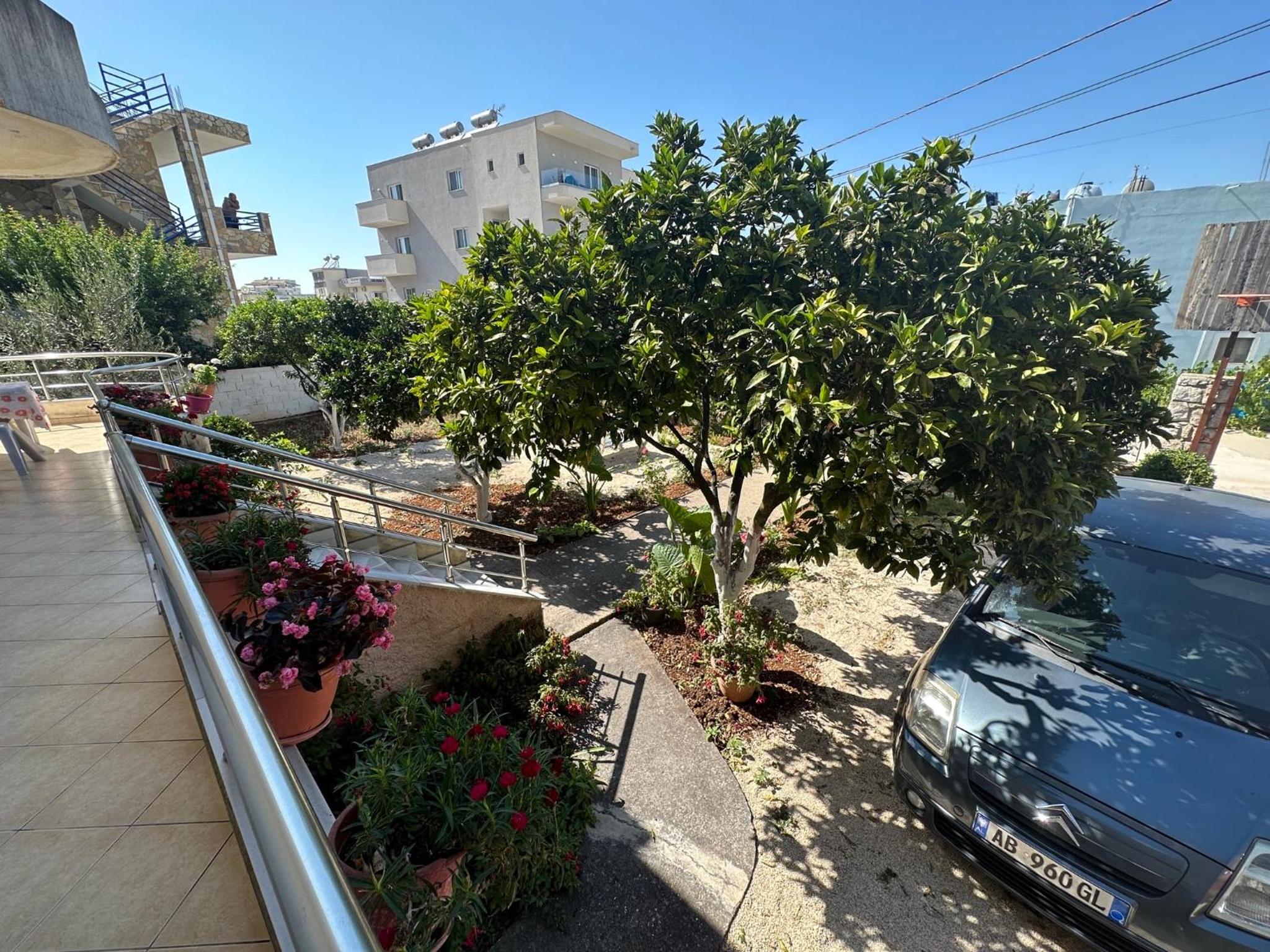 Apartments Meleqi