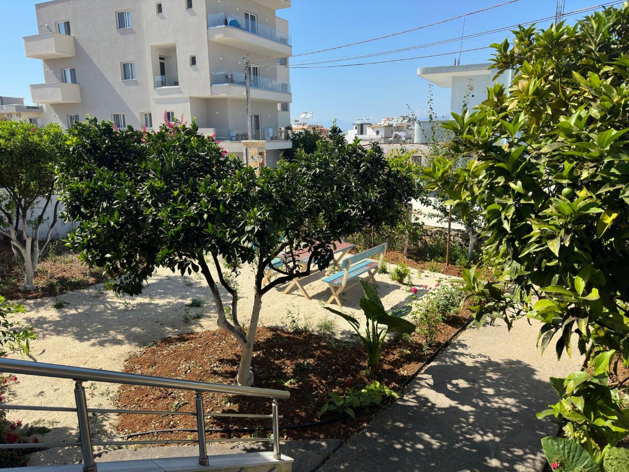 Apartments Meleqi