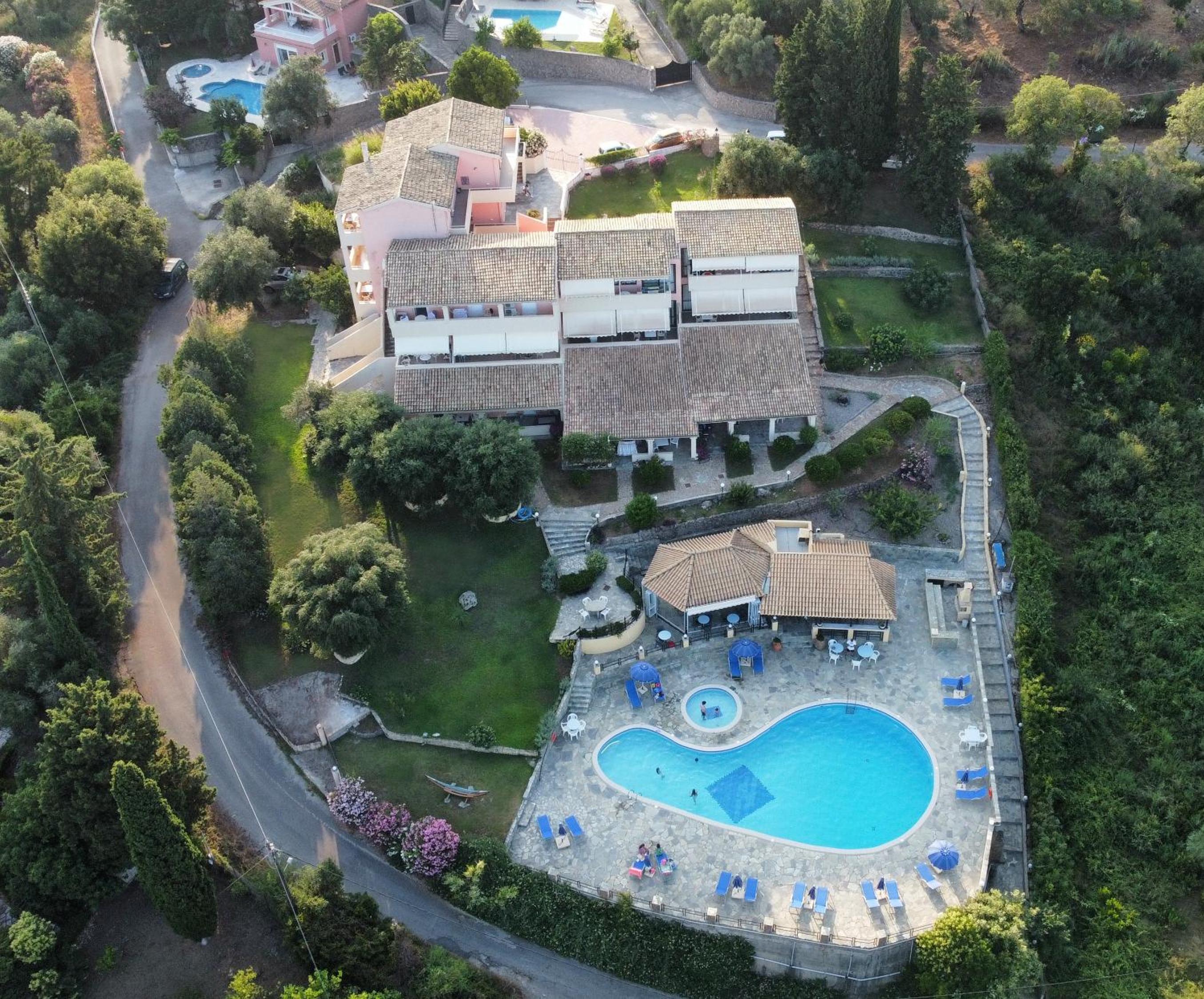 Penelope Apartment Hotel