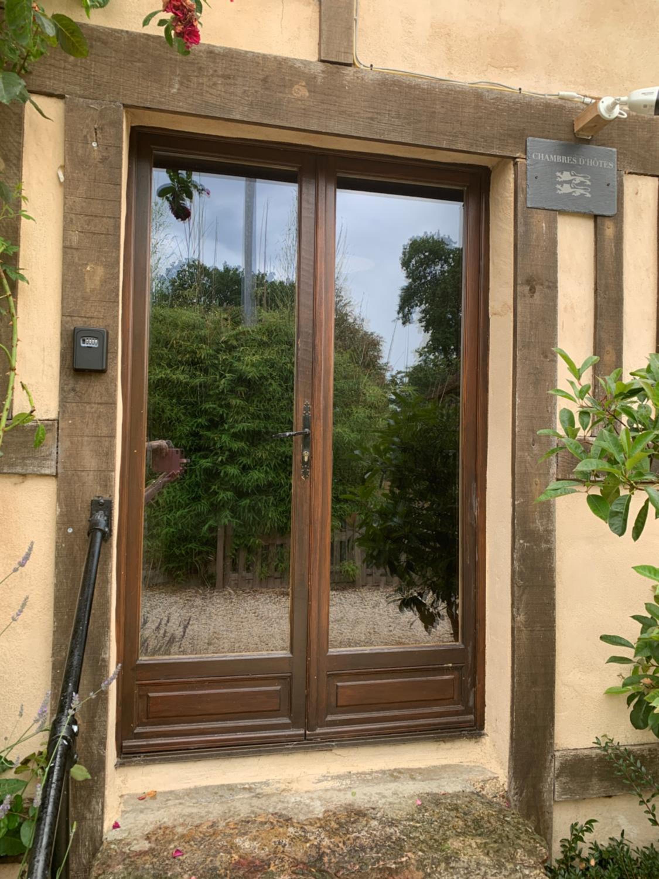 Le Bas Chesnay Chambres D'Hotes Domfront en Poiraie view 4