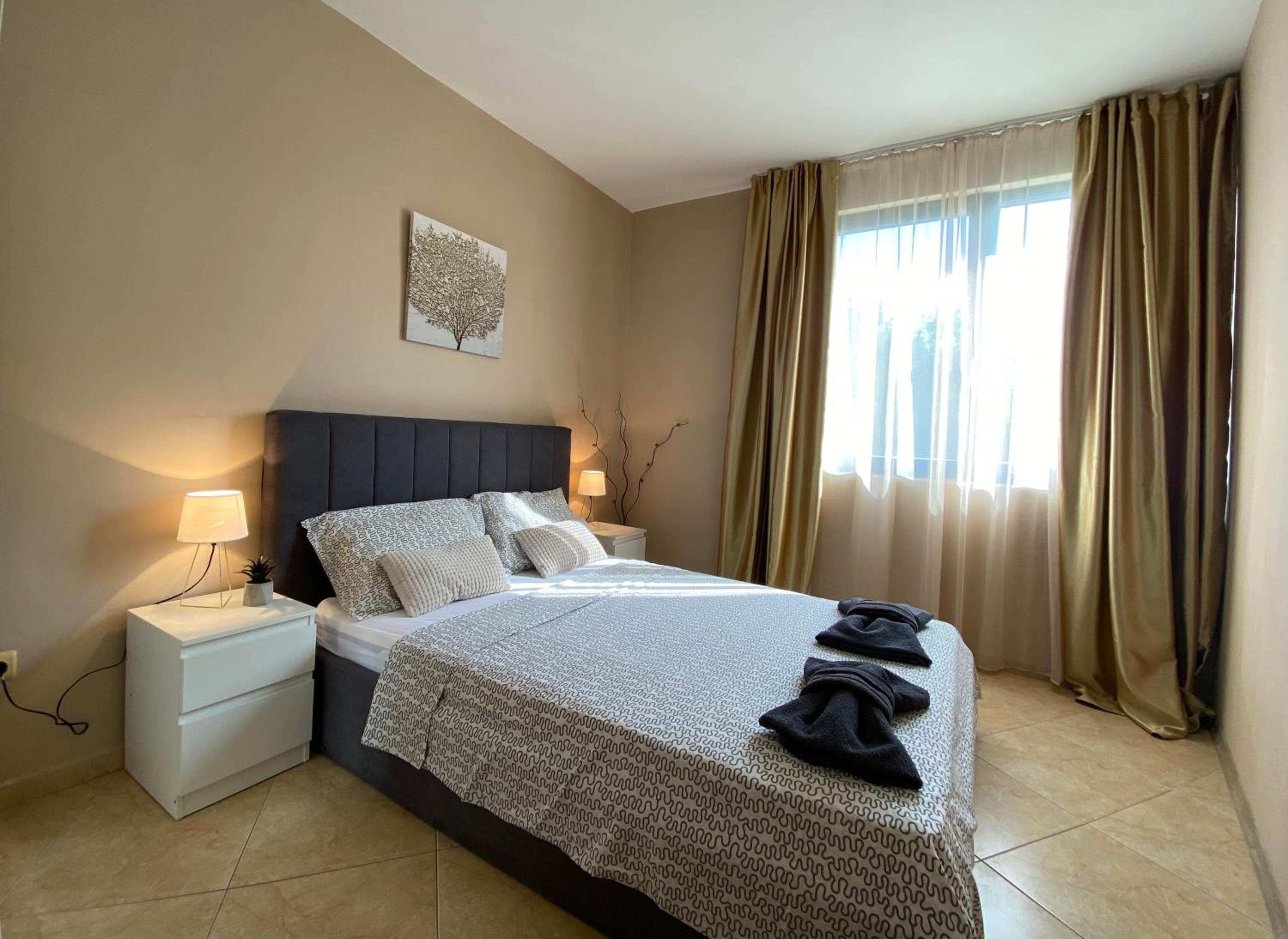 Trakia Apartments