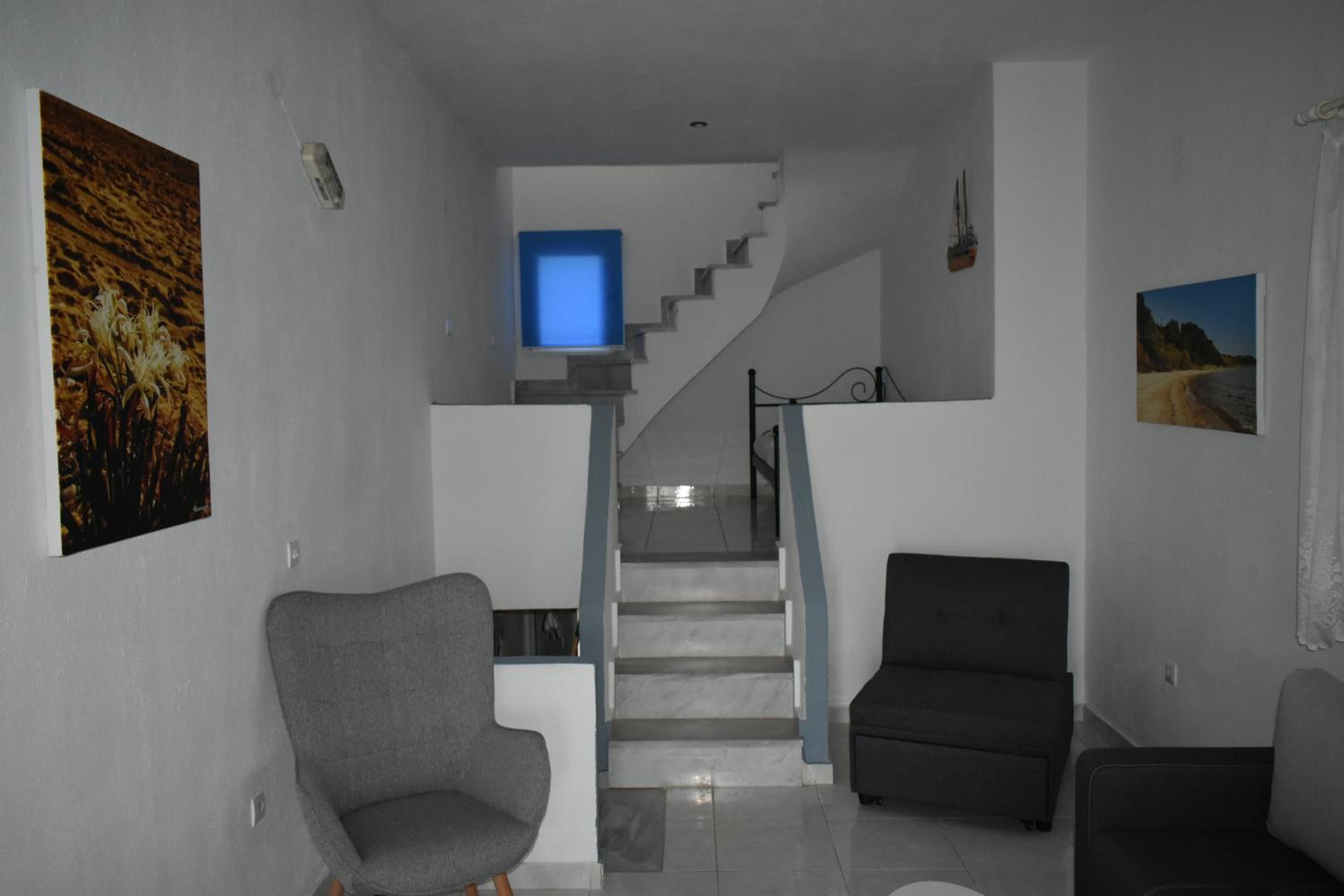 Photo 34