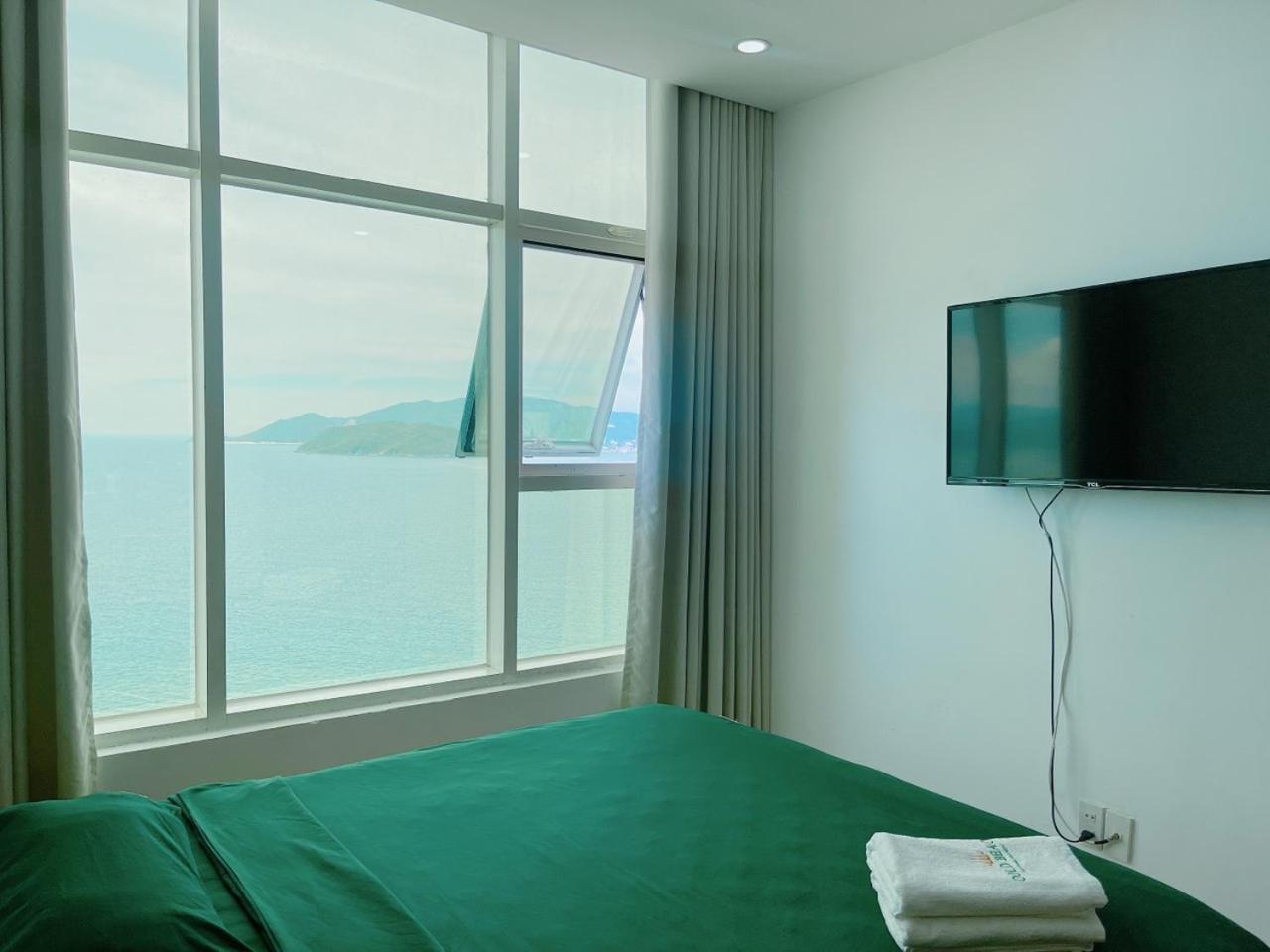 Diamond Nha Trang Beach Apartment