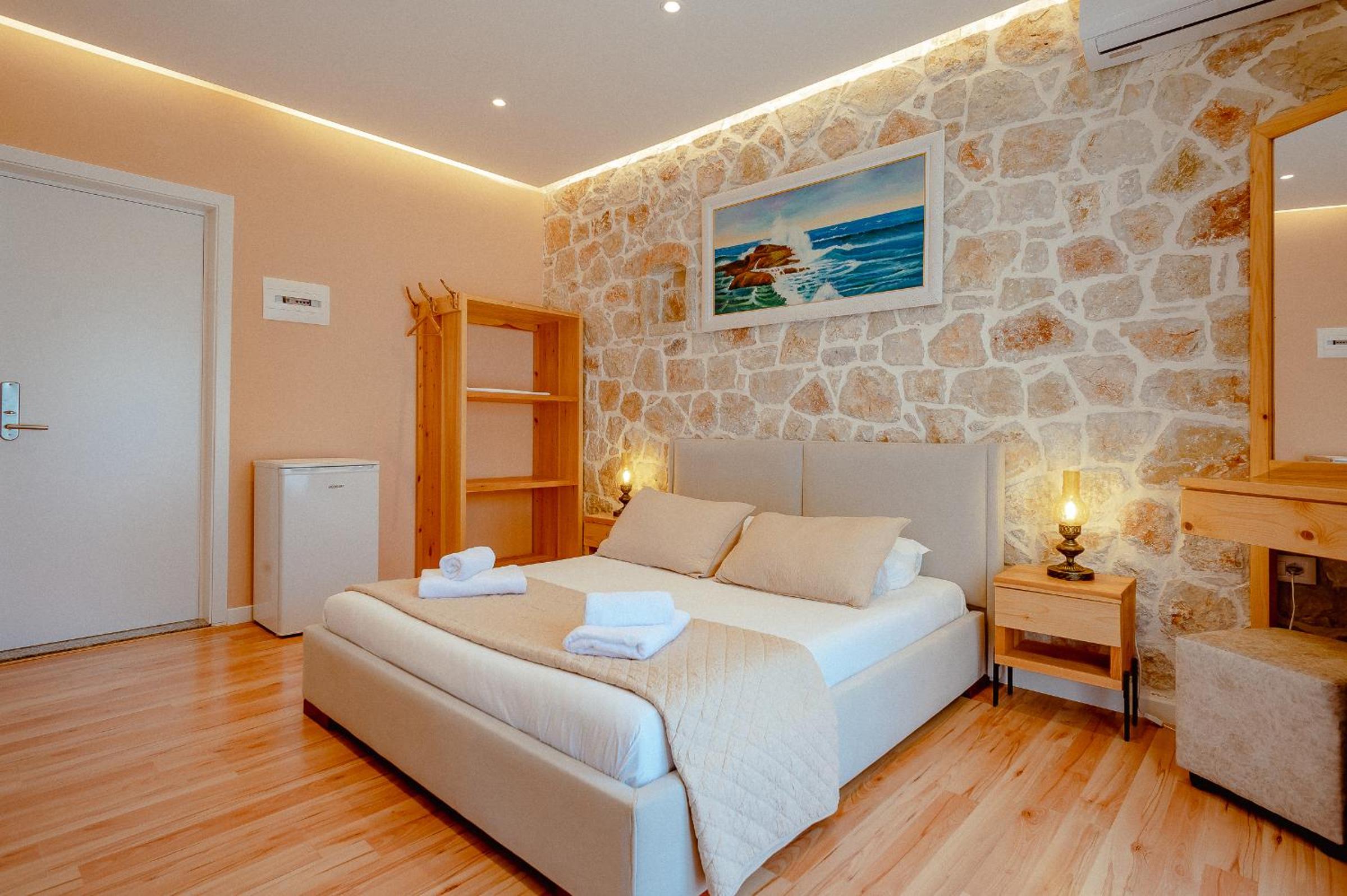 Alex Bed and Breakfast