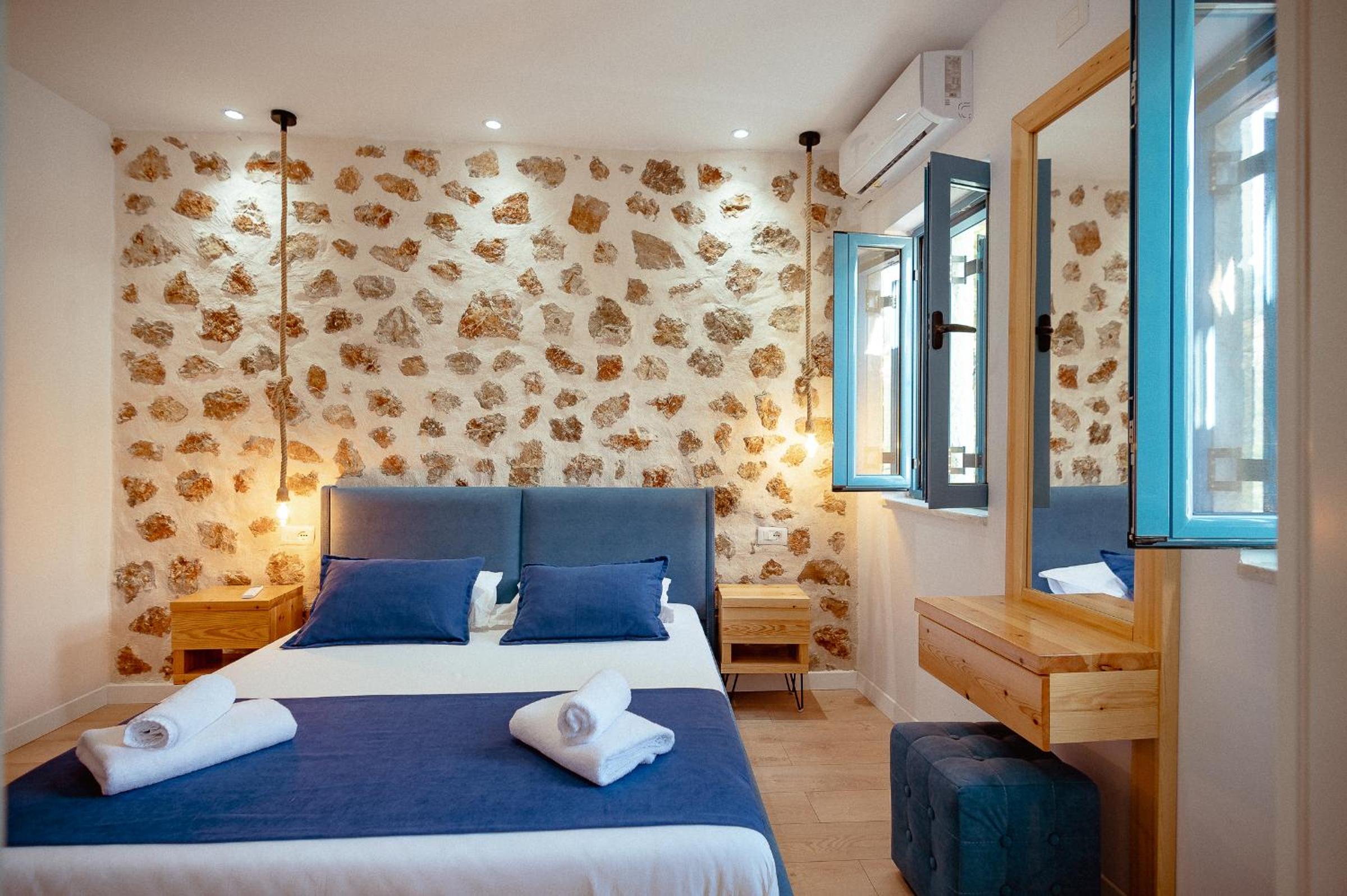 Alex Bed and Breakfast