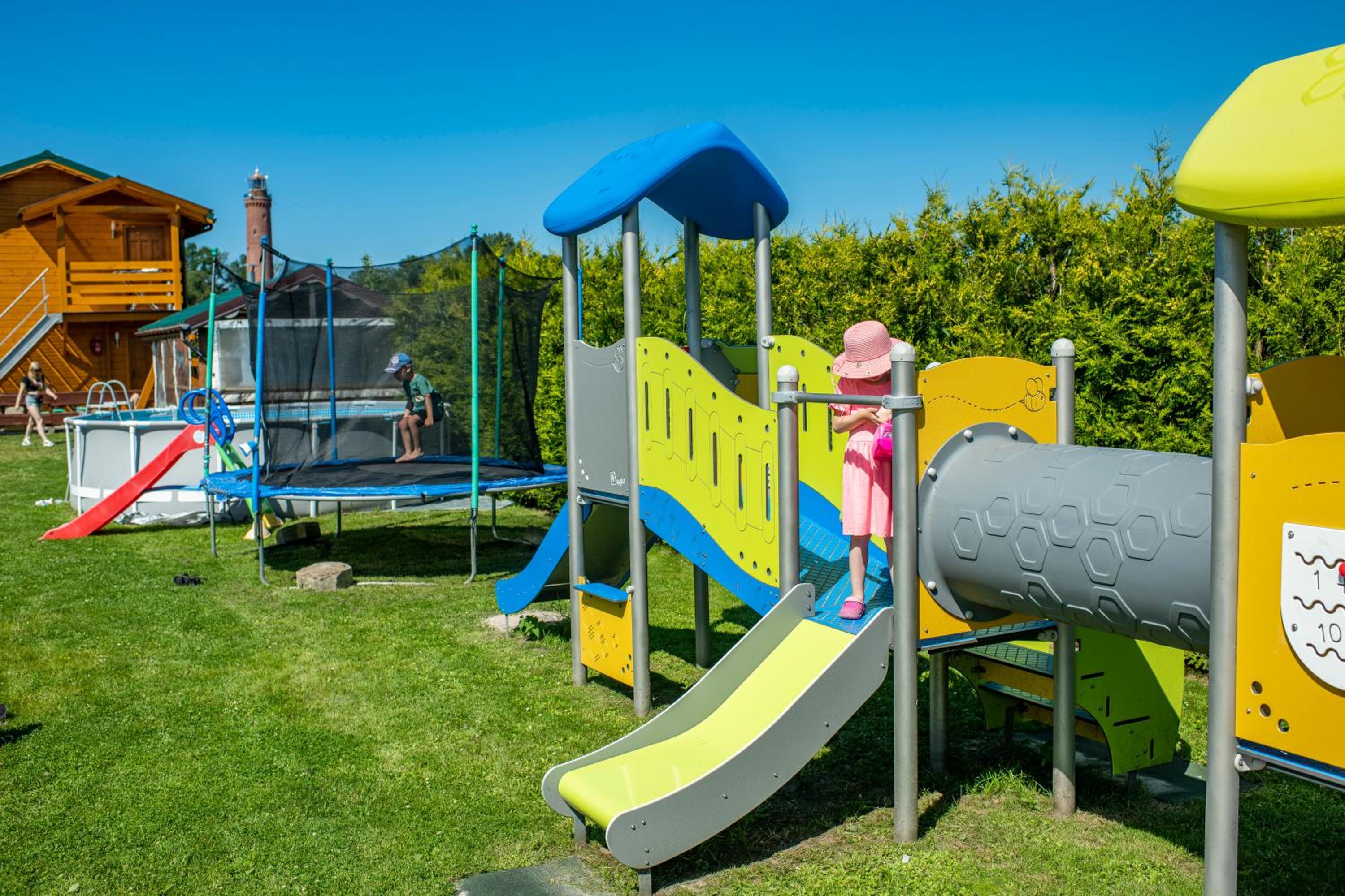 Photo 33