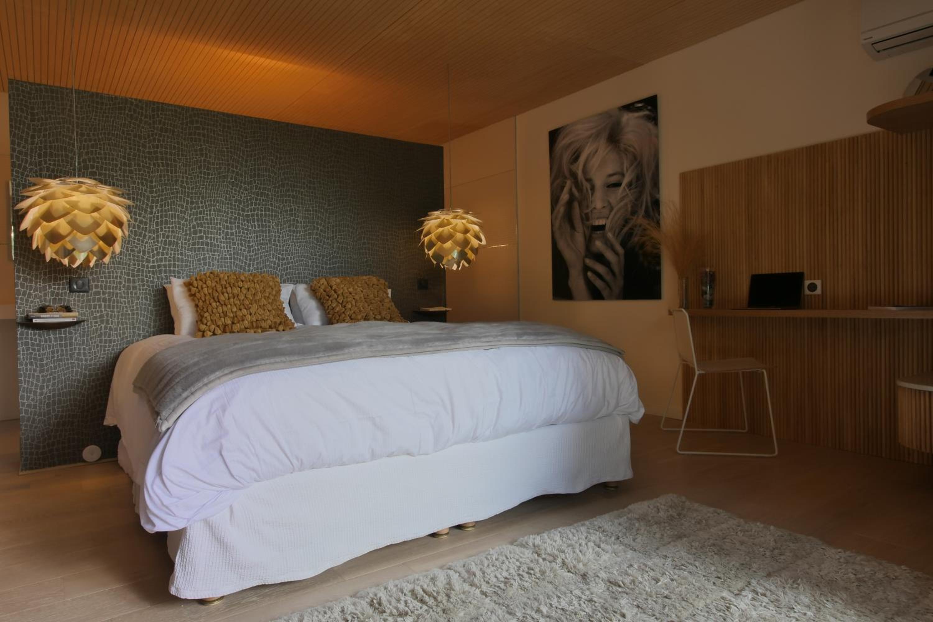 Photo 36