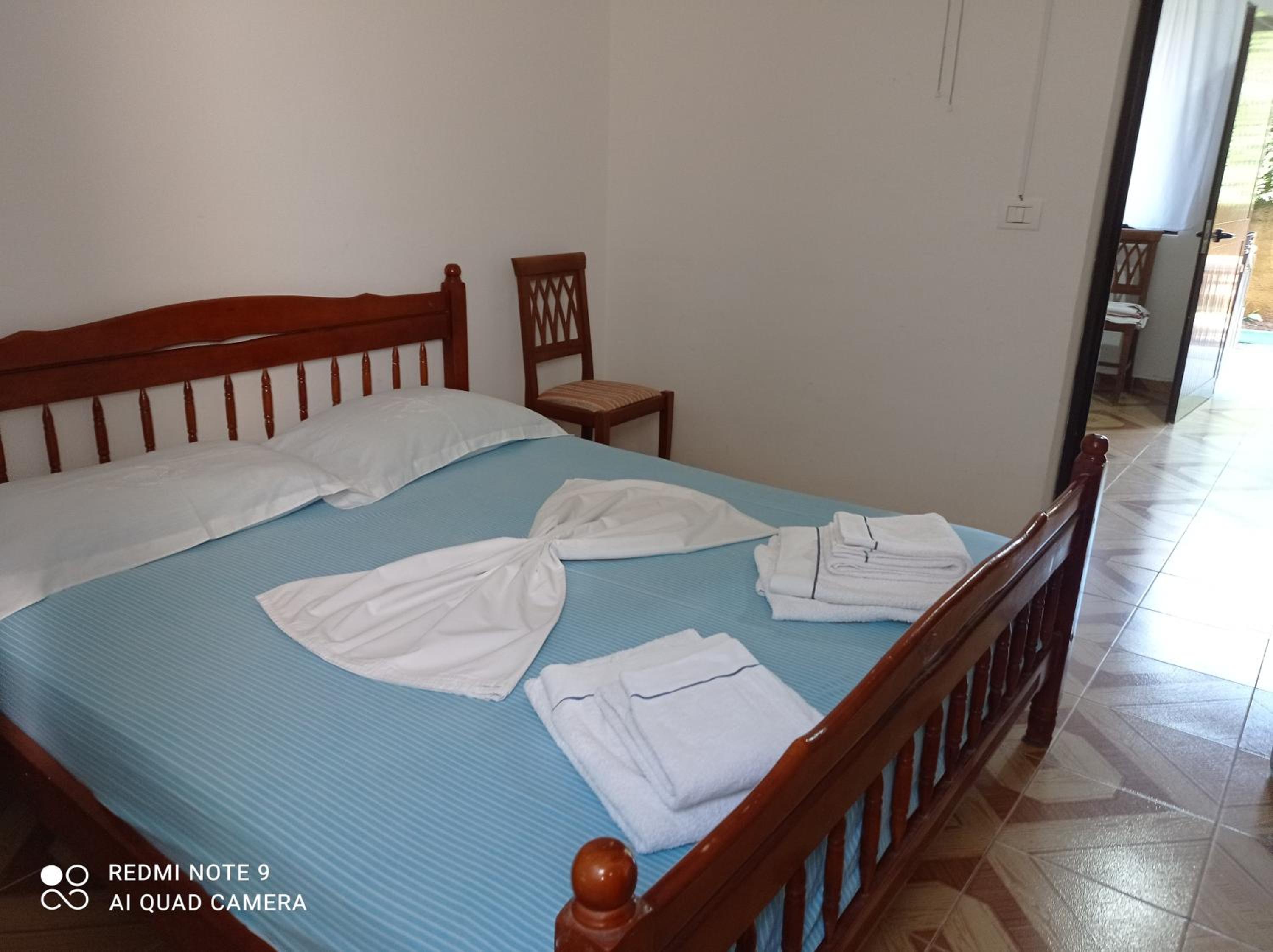 A & H Apartments Velipoje