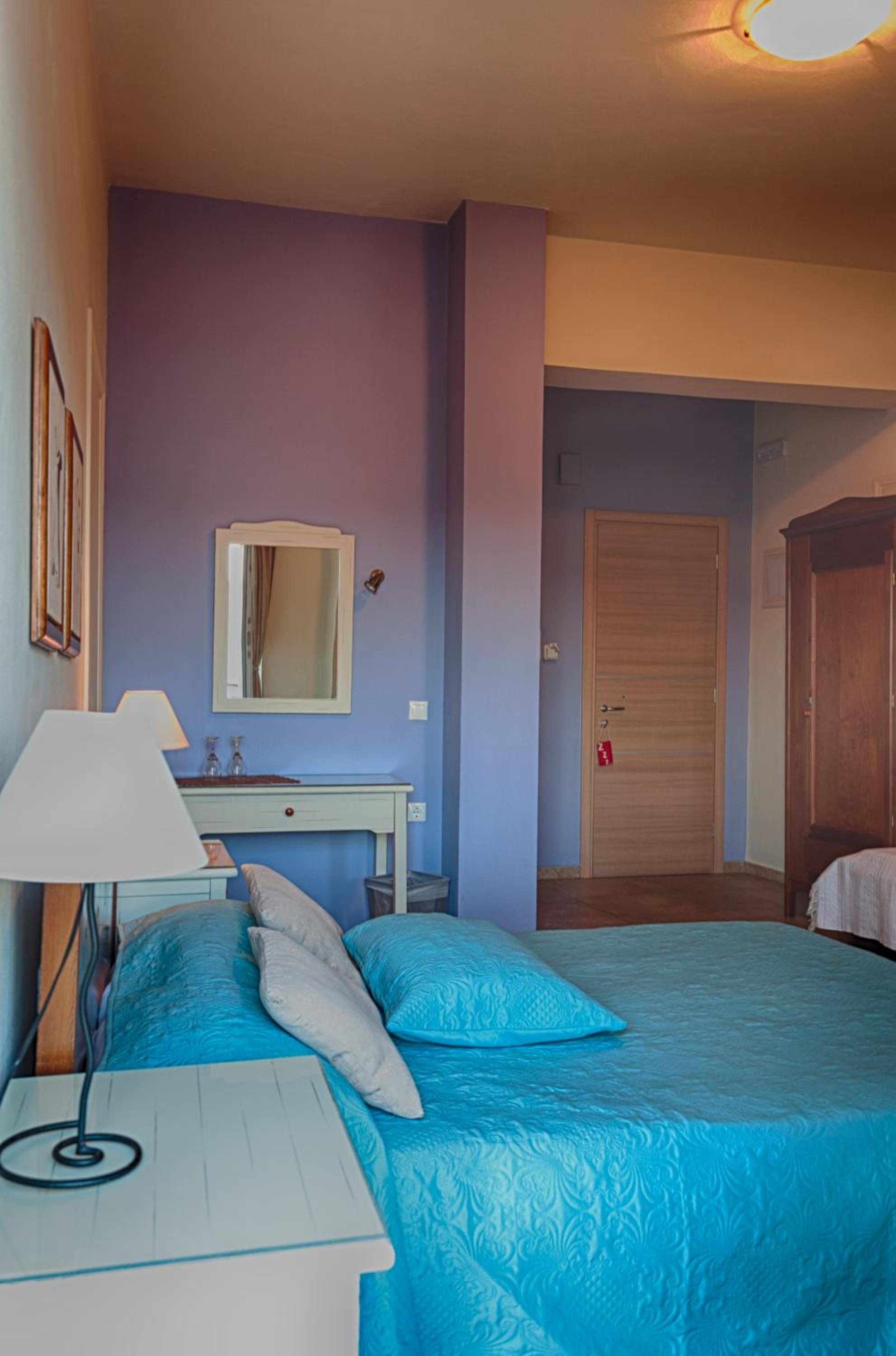 Ostria view 4