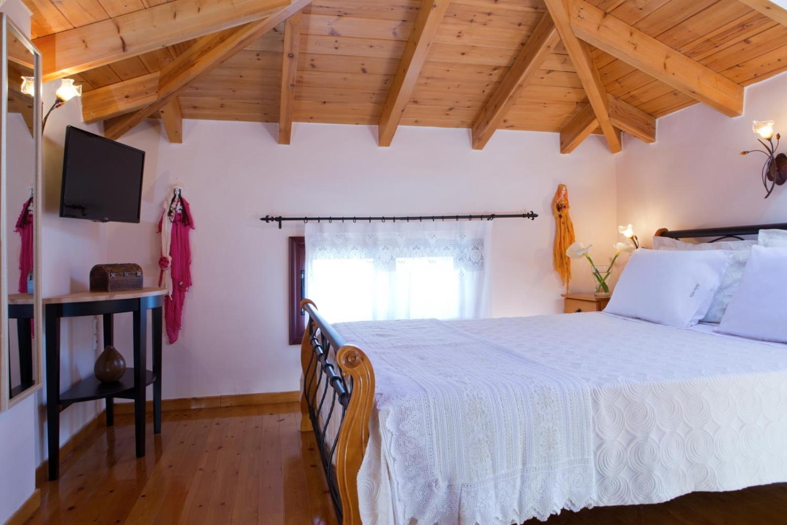 Aelia Villa view 4