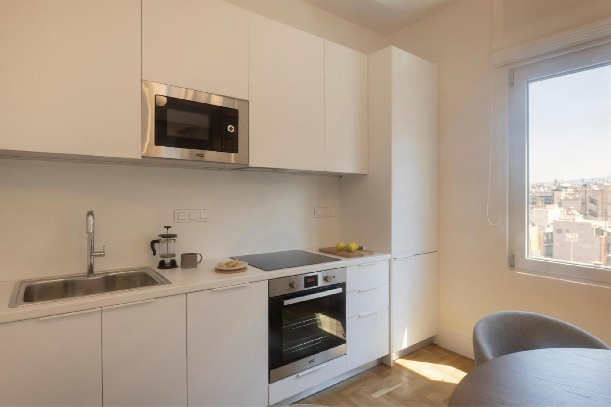 Lovely Apartment with View Next to Kallimarmaro