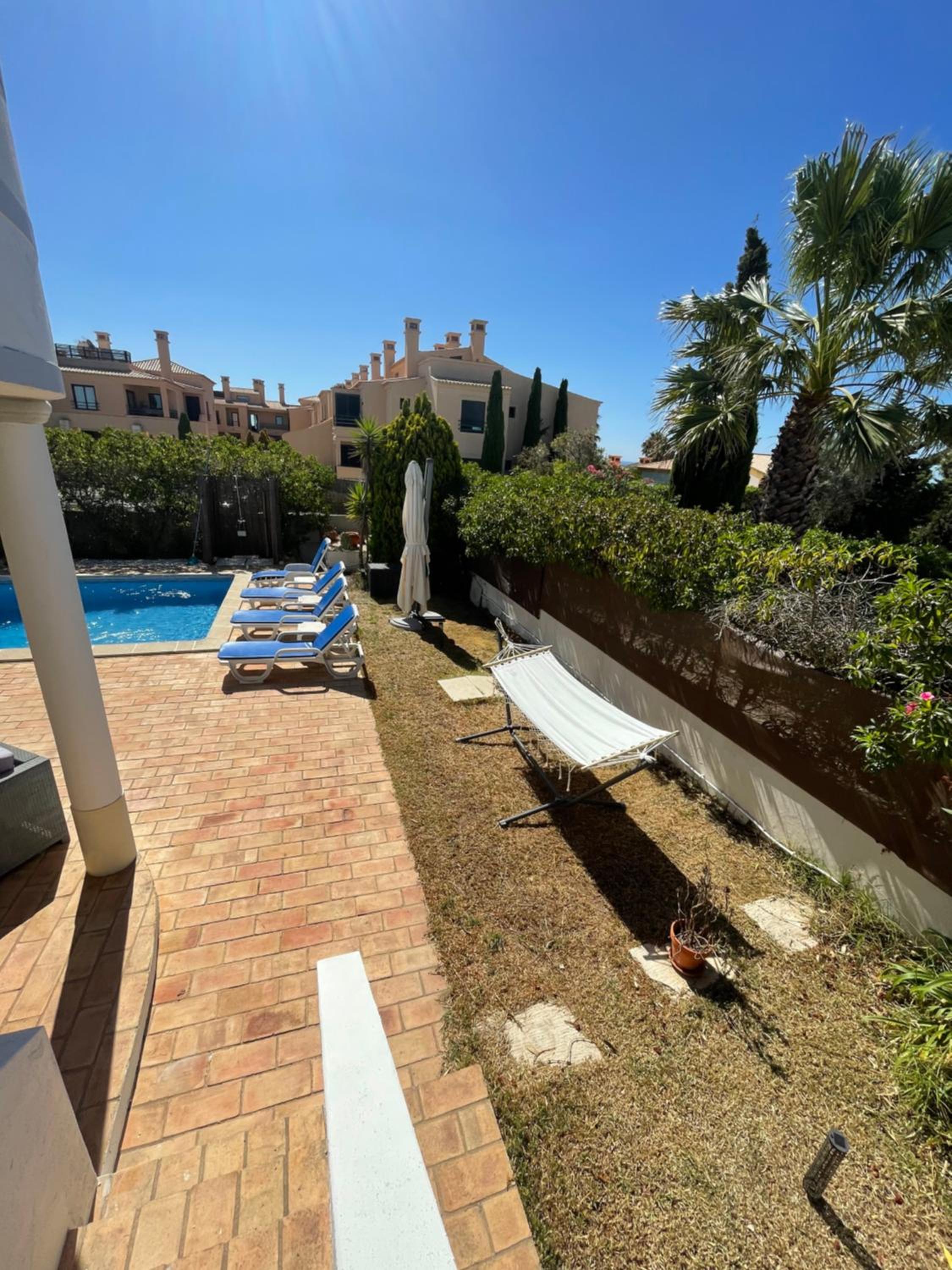 Spacious 3 bedroom villa with pool view 3