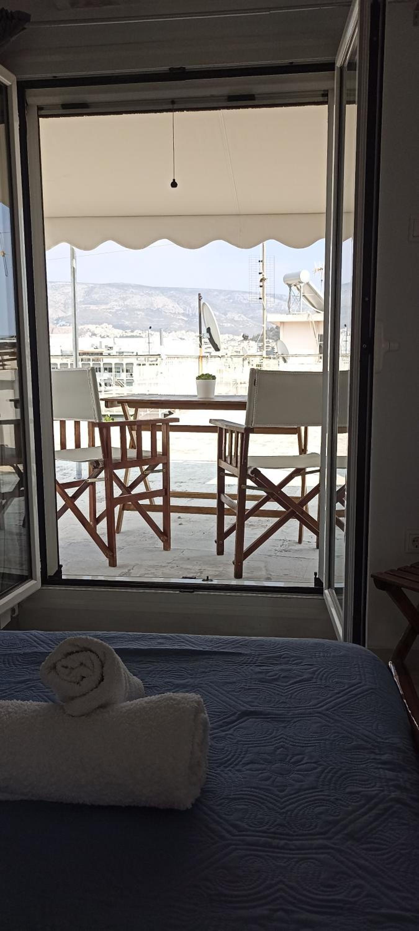 Michali's Koukaki Apartment (Metro Sygrou/Fix)