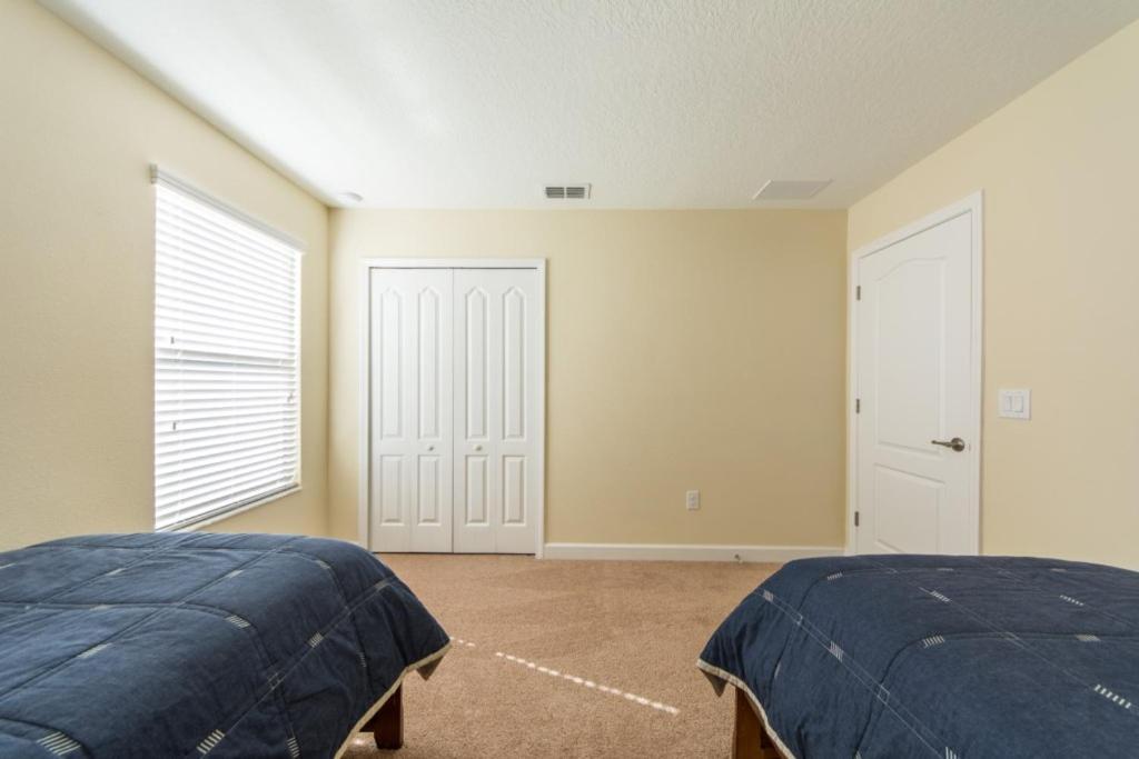 Luxury Champions Gates Vacation Home view 3