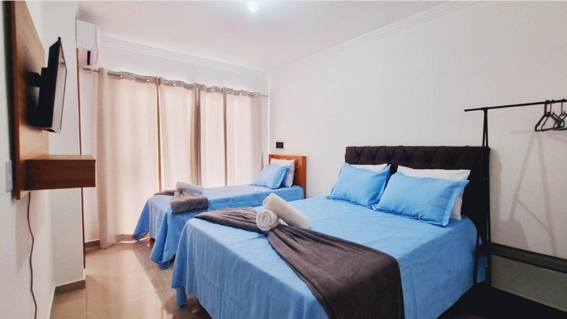 Apartamento em condomínio com 2 quartos para 6 pessoas