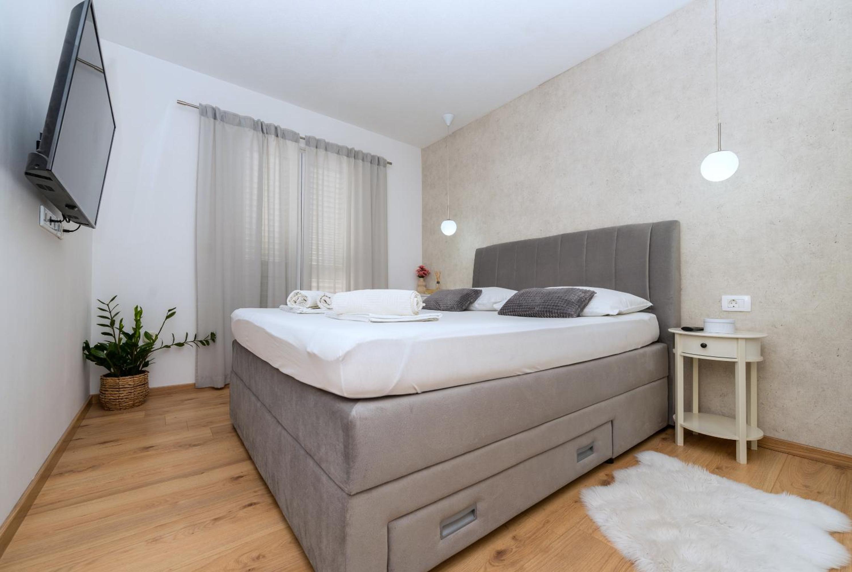 Apartment Mirjana view 5