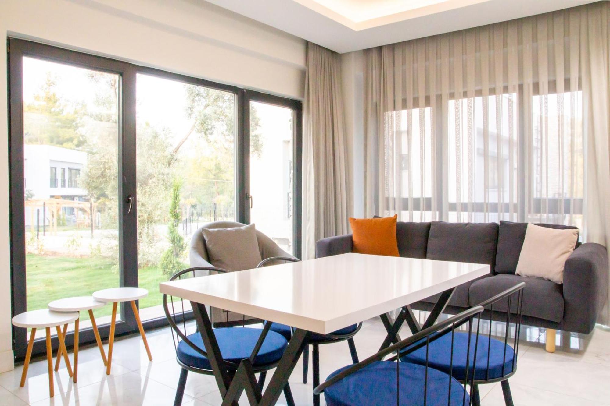 Luminous House w Garden 5 min to Beach in Milas view 4