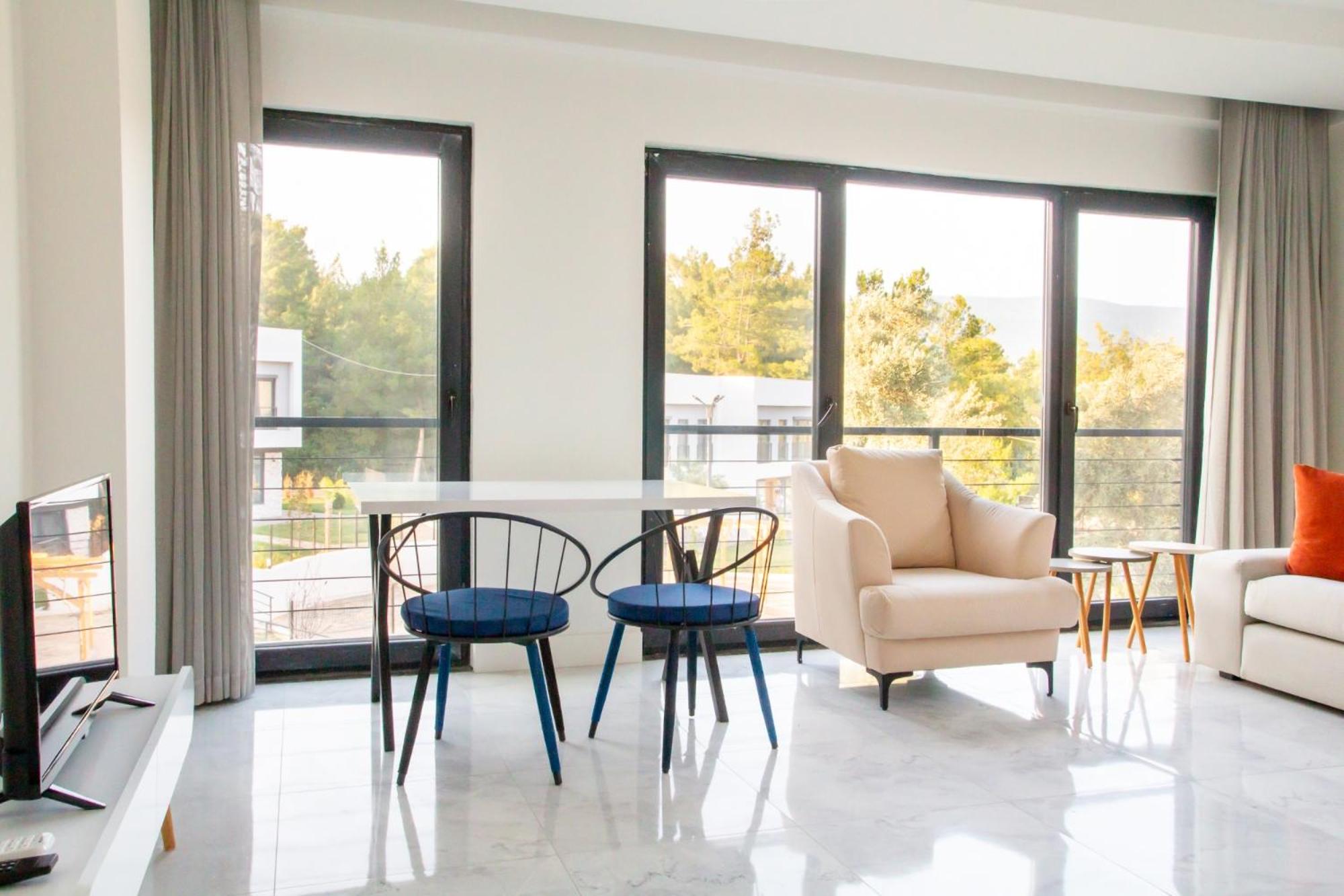 Luxury Flat in a Complex 1 min to Marina in Milas view 4