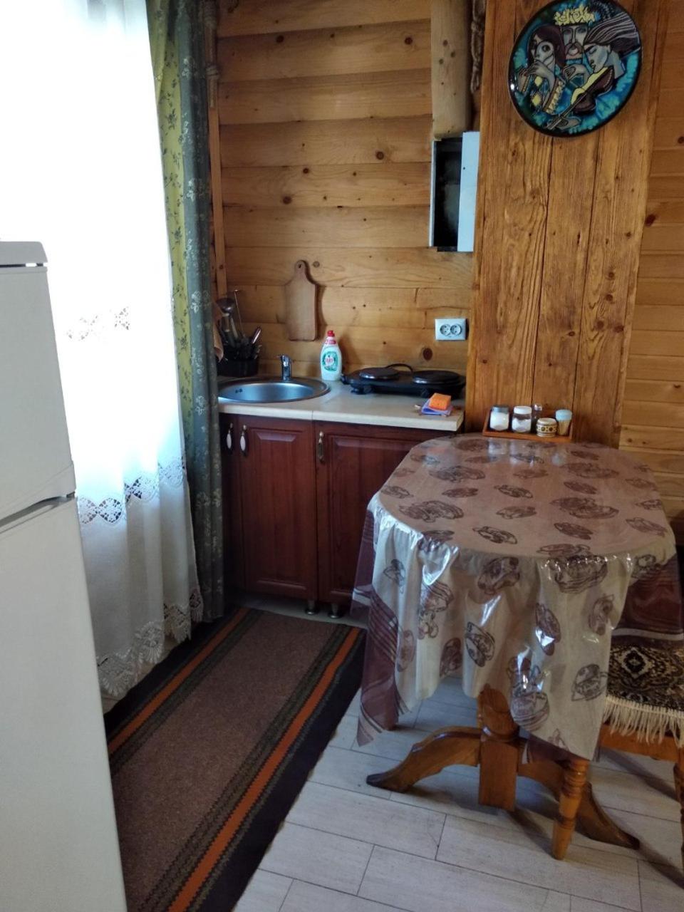 Cottage Lisovychok