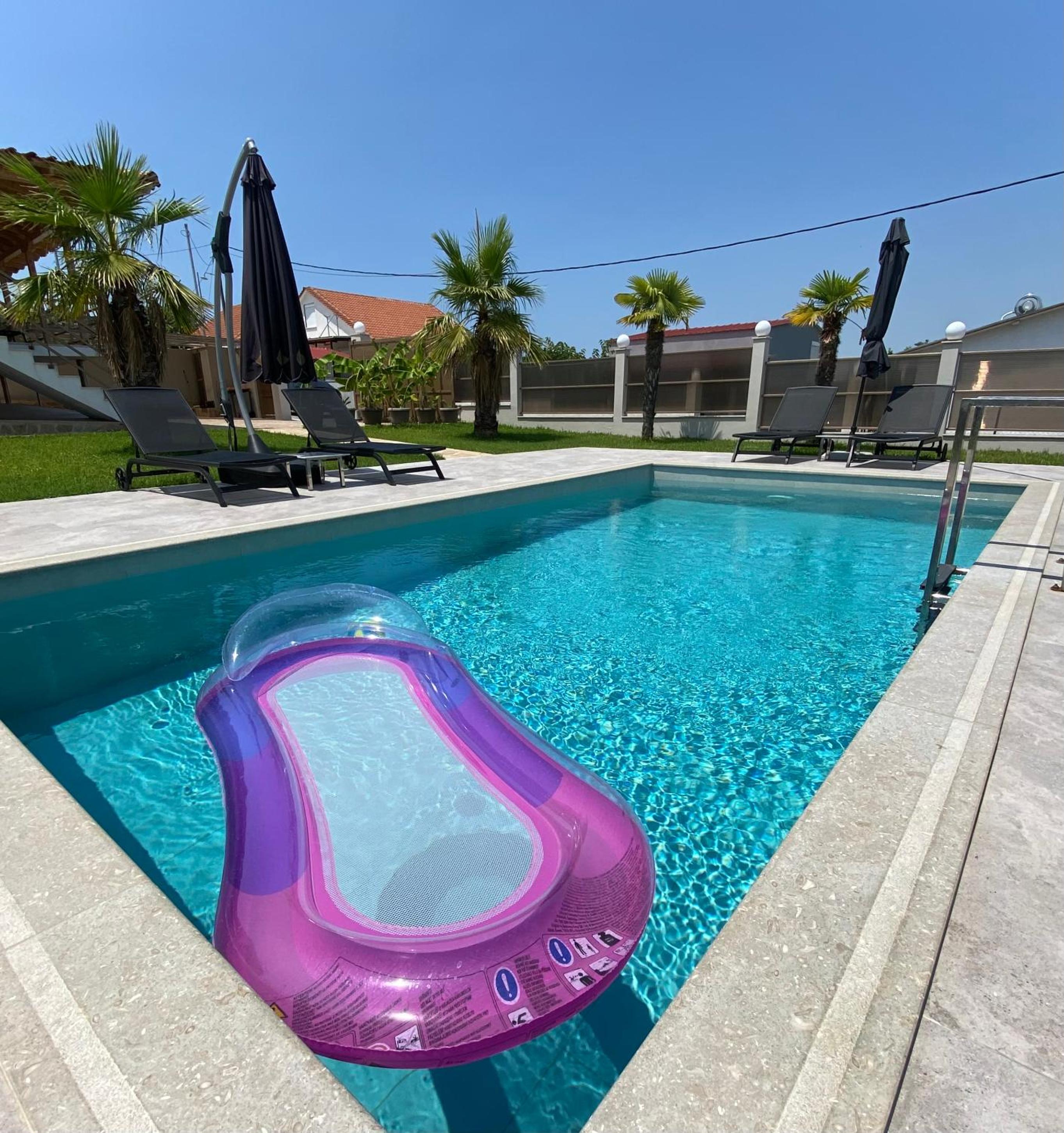 Villa Liana, Private Villa with Pool and Garden view 3
