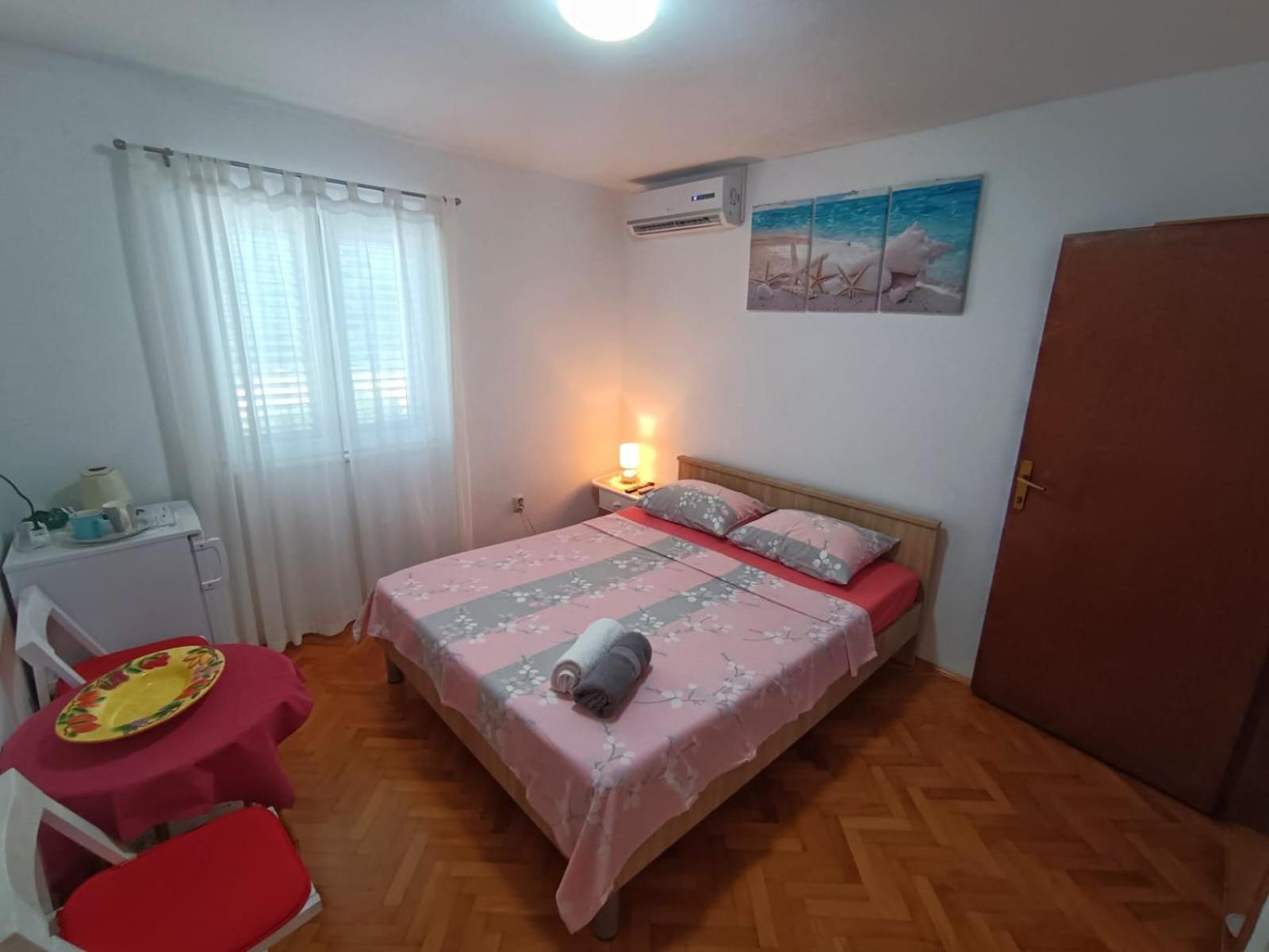 Guesthouse Eljuga Family