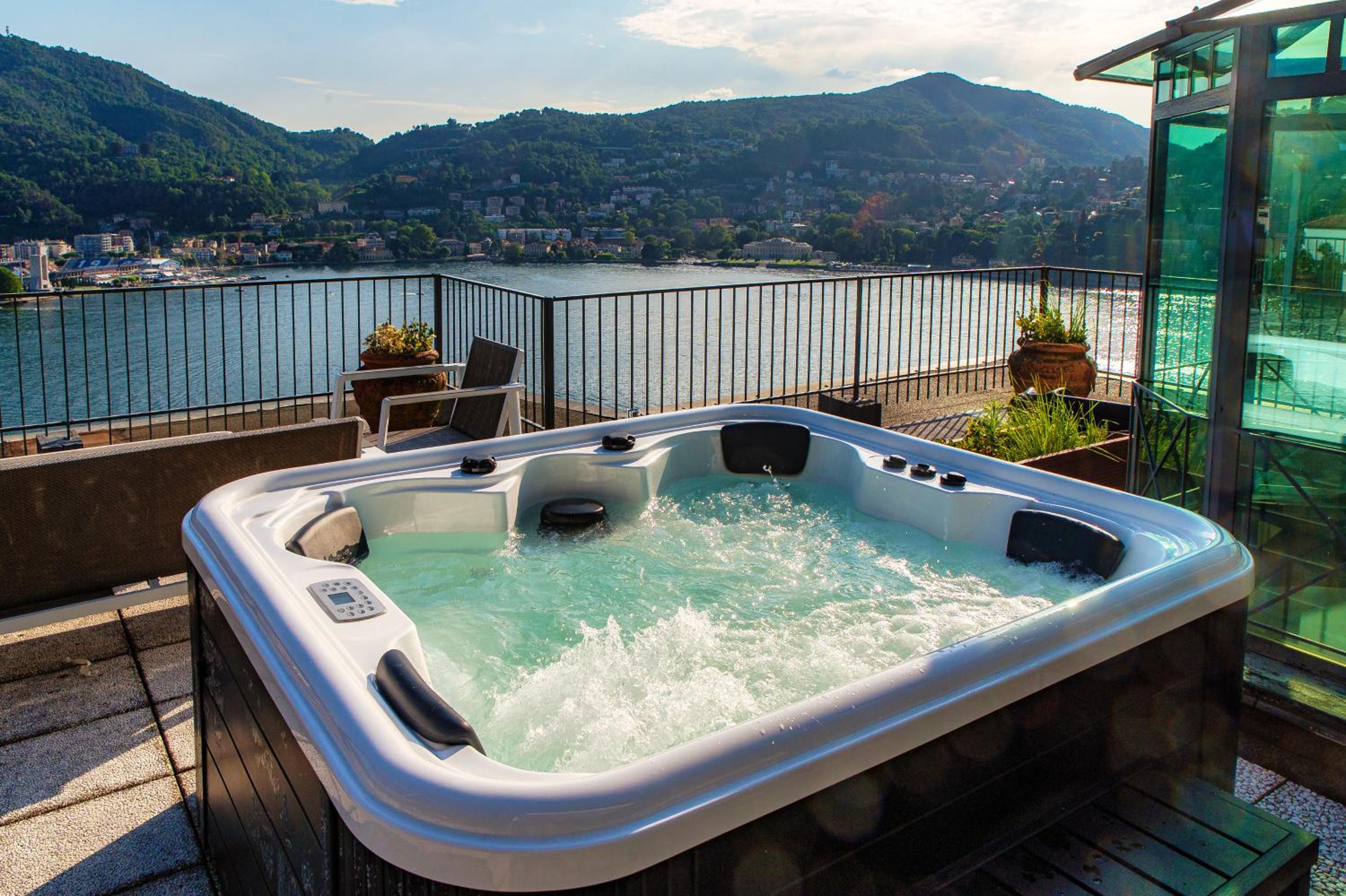 Hotel Como Unbelievable View - By House Of Travelers -