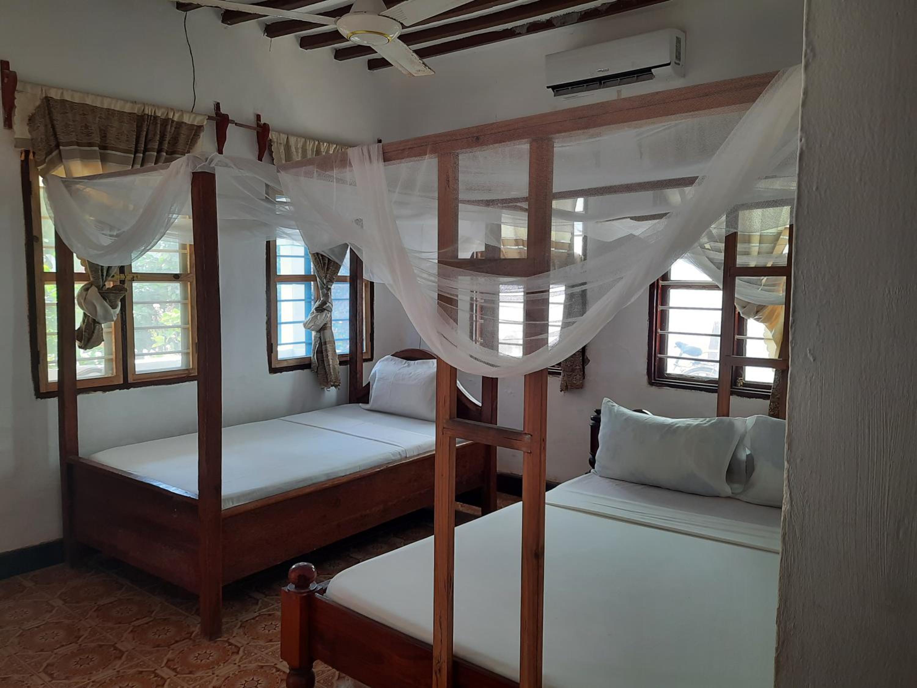 AMESbungalows view 4