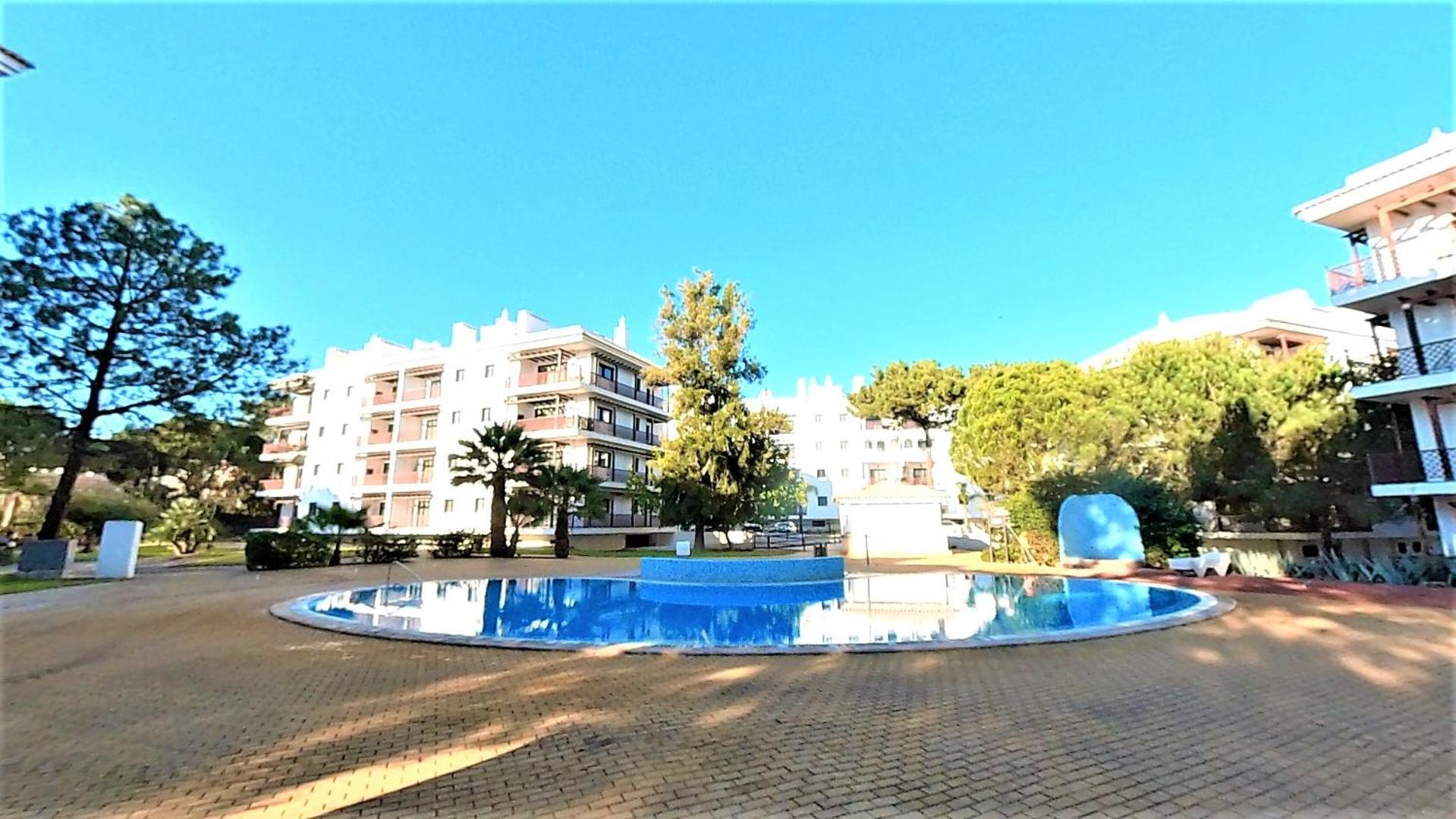 Apartamentos Pinheiro Sol na Praia da Falésia photo 3