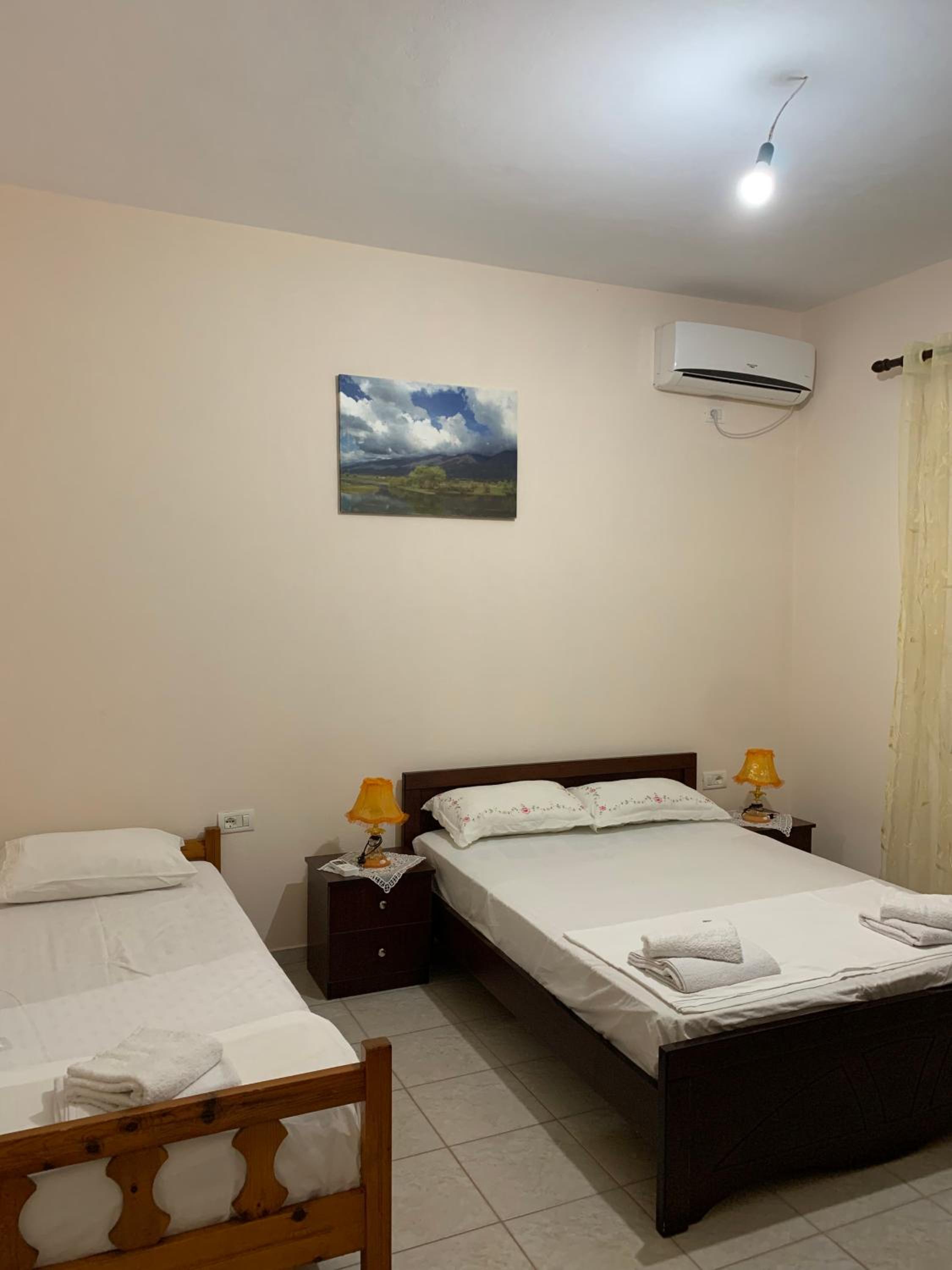 Ylli Cunaj apartments photo 4