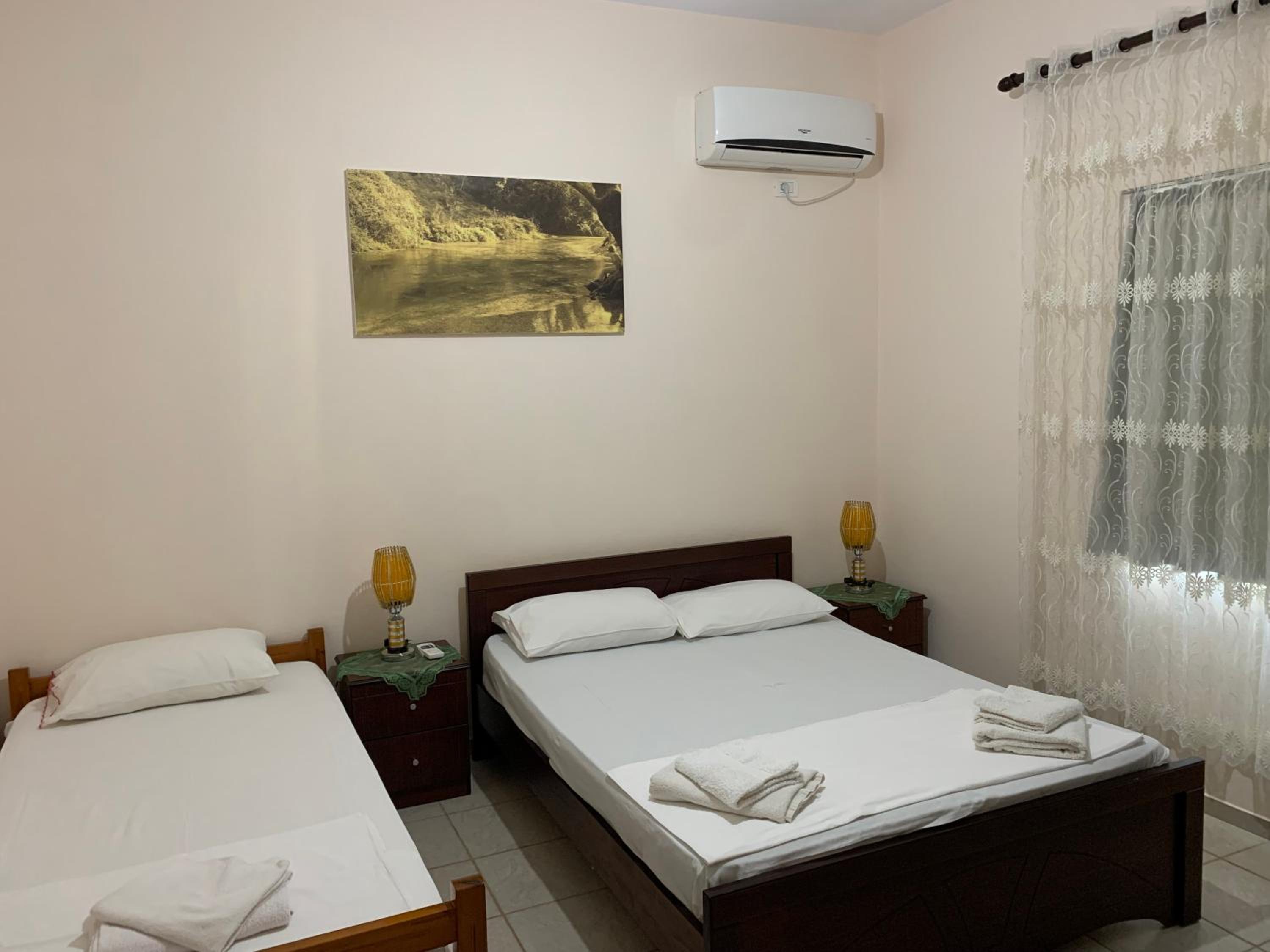 Ylli Cunaj apartments photo 3