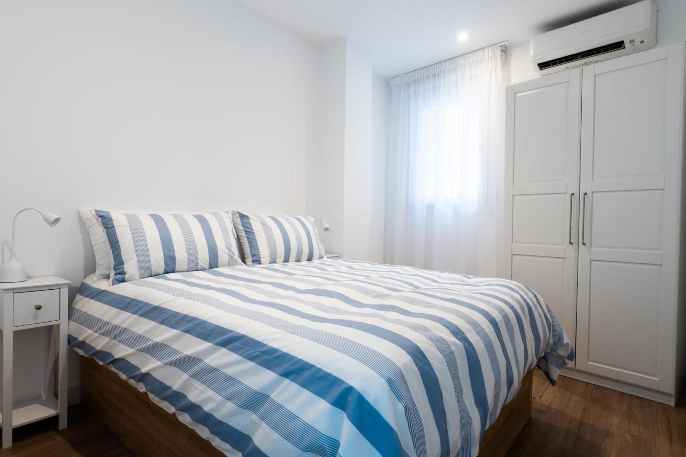 DOWNTOWN Suite-Hosted by Sweetstay