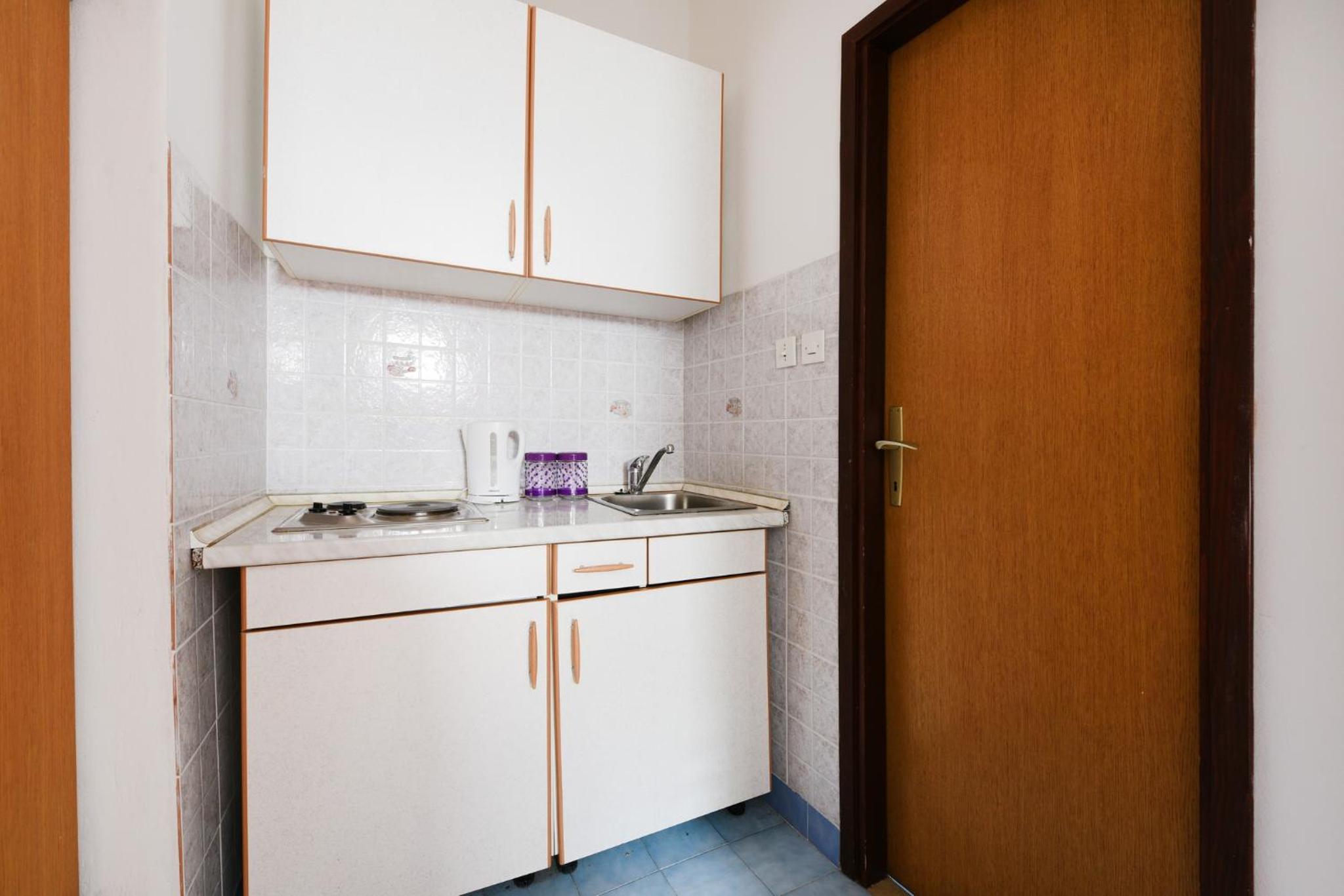 Apartments and Rooms Diana