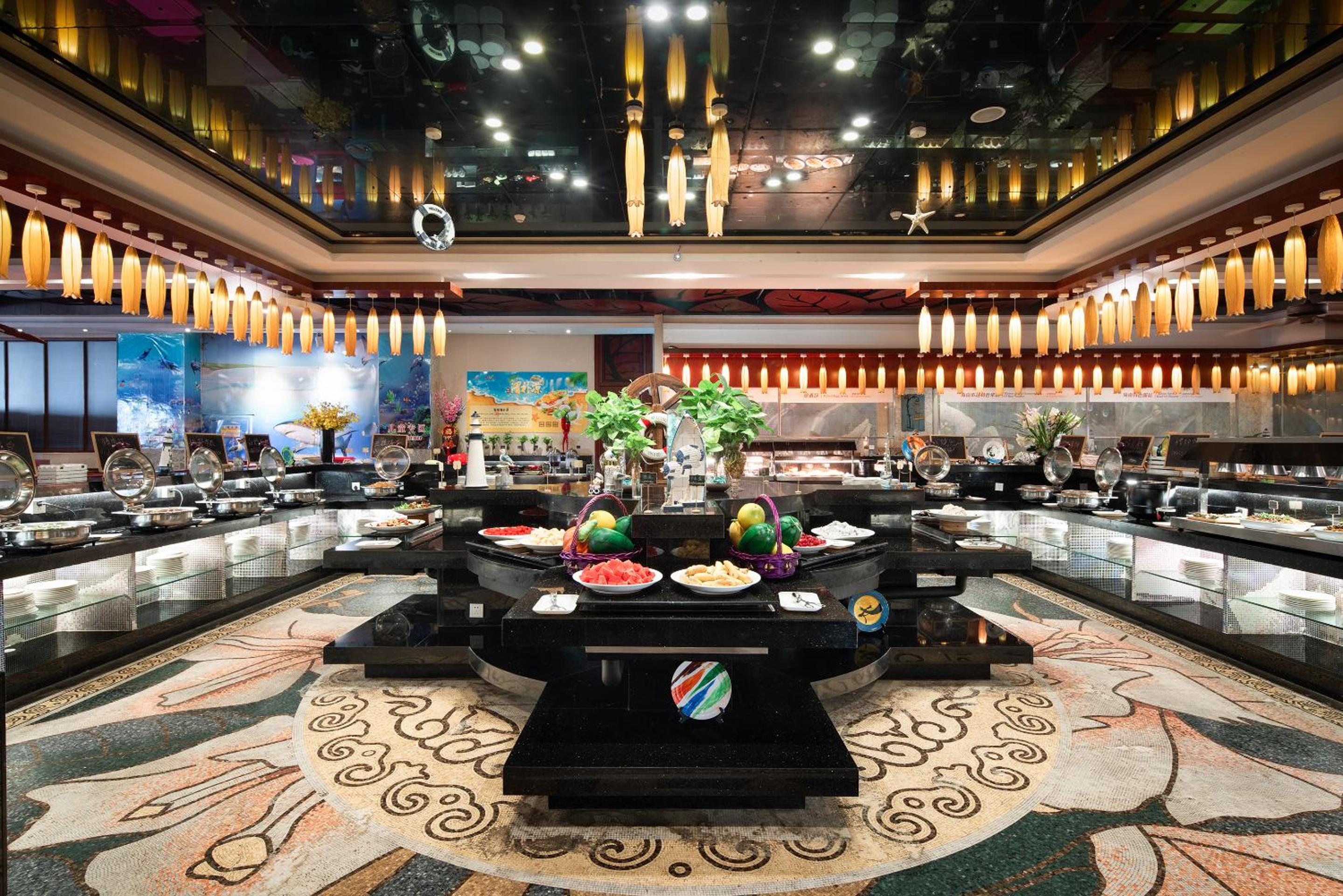 Food & Beverage