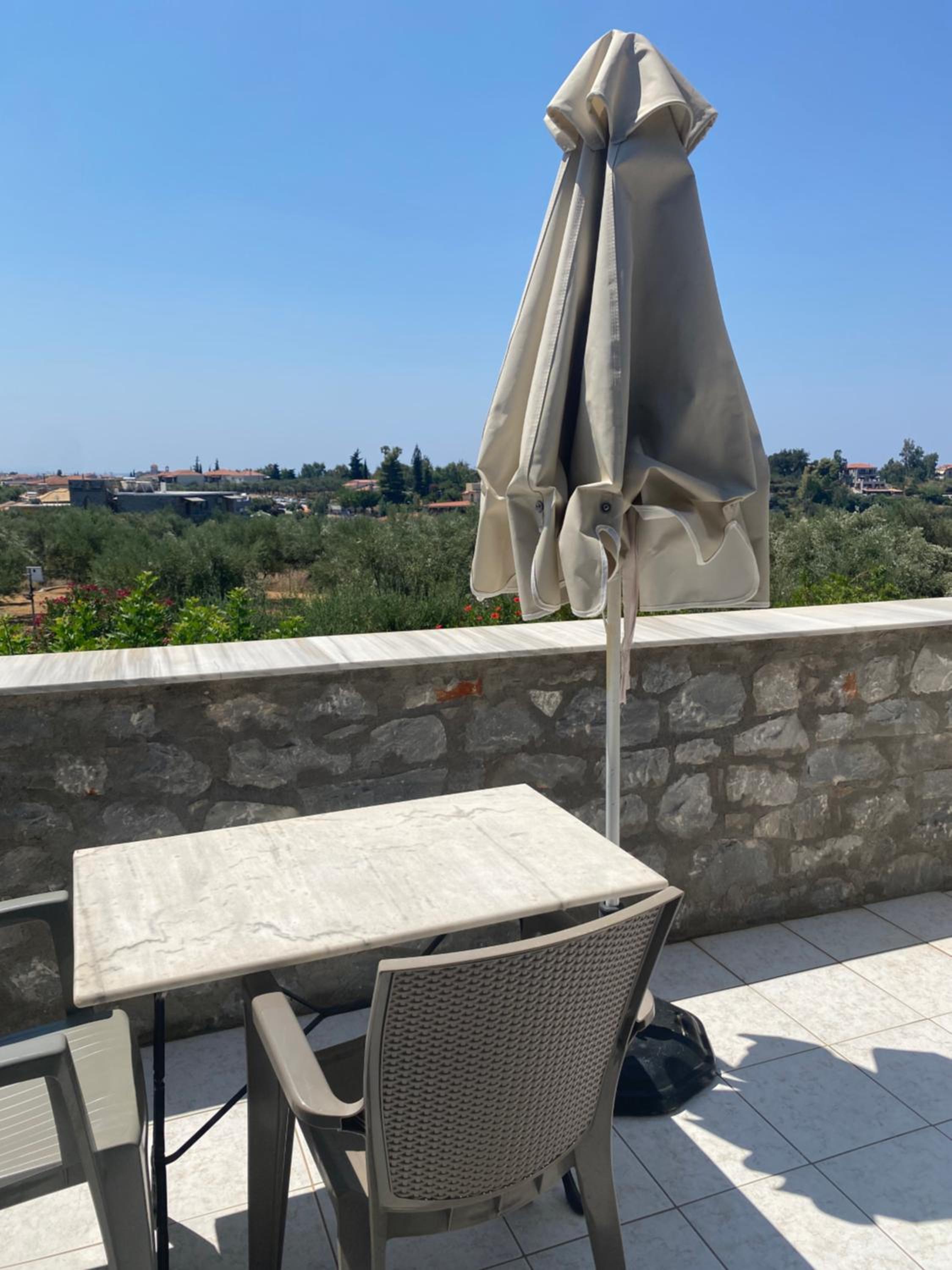 Nefeli Apartments