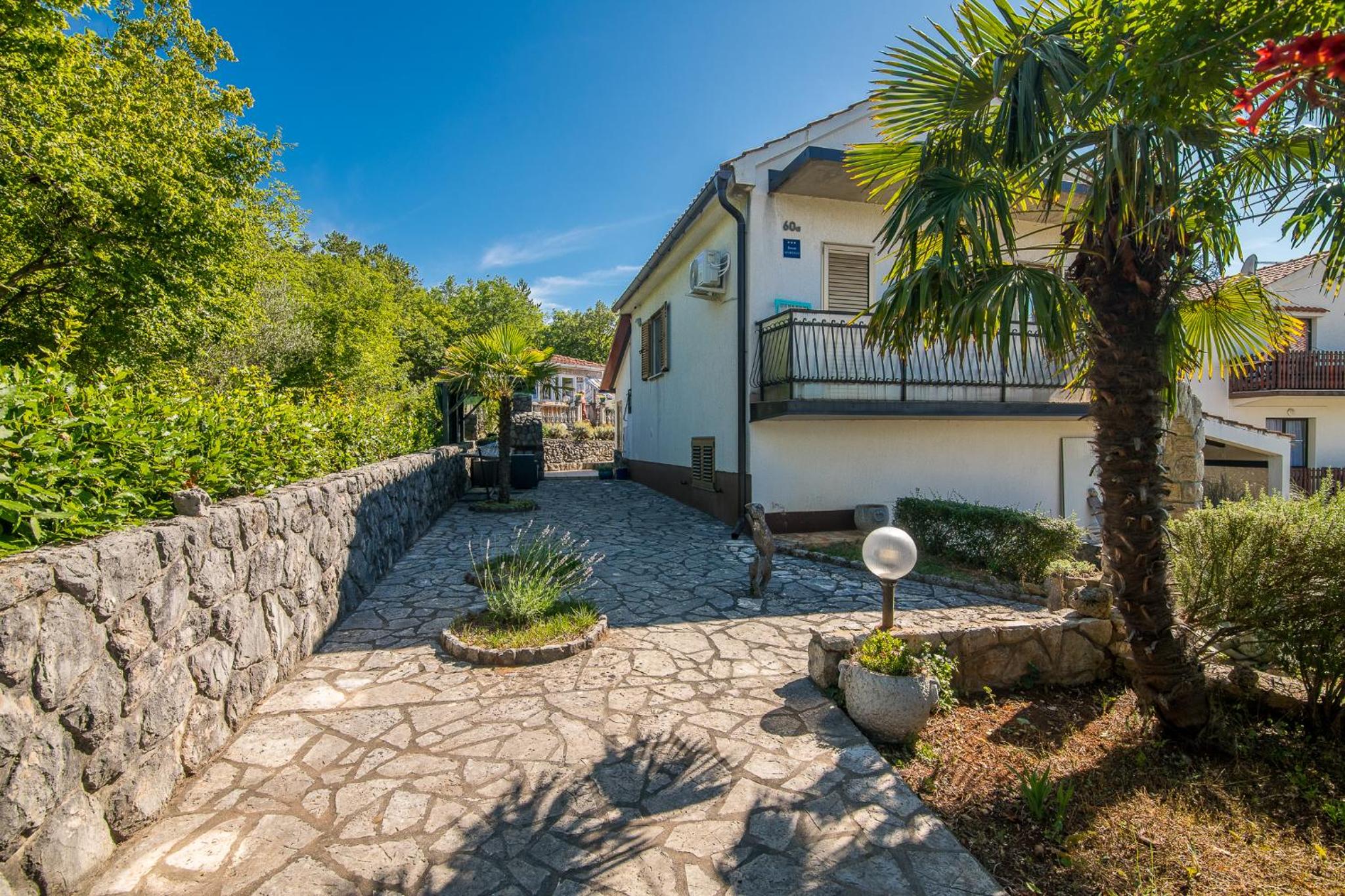 Apartment Moderna Soline view 5